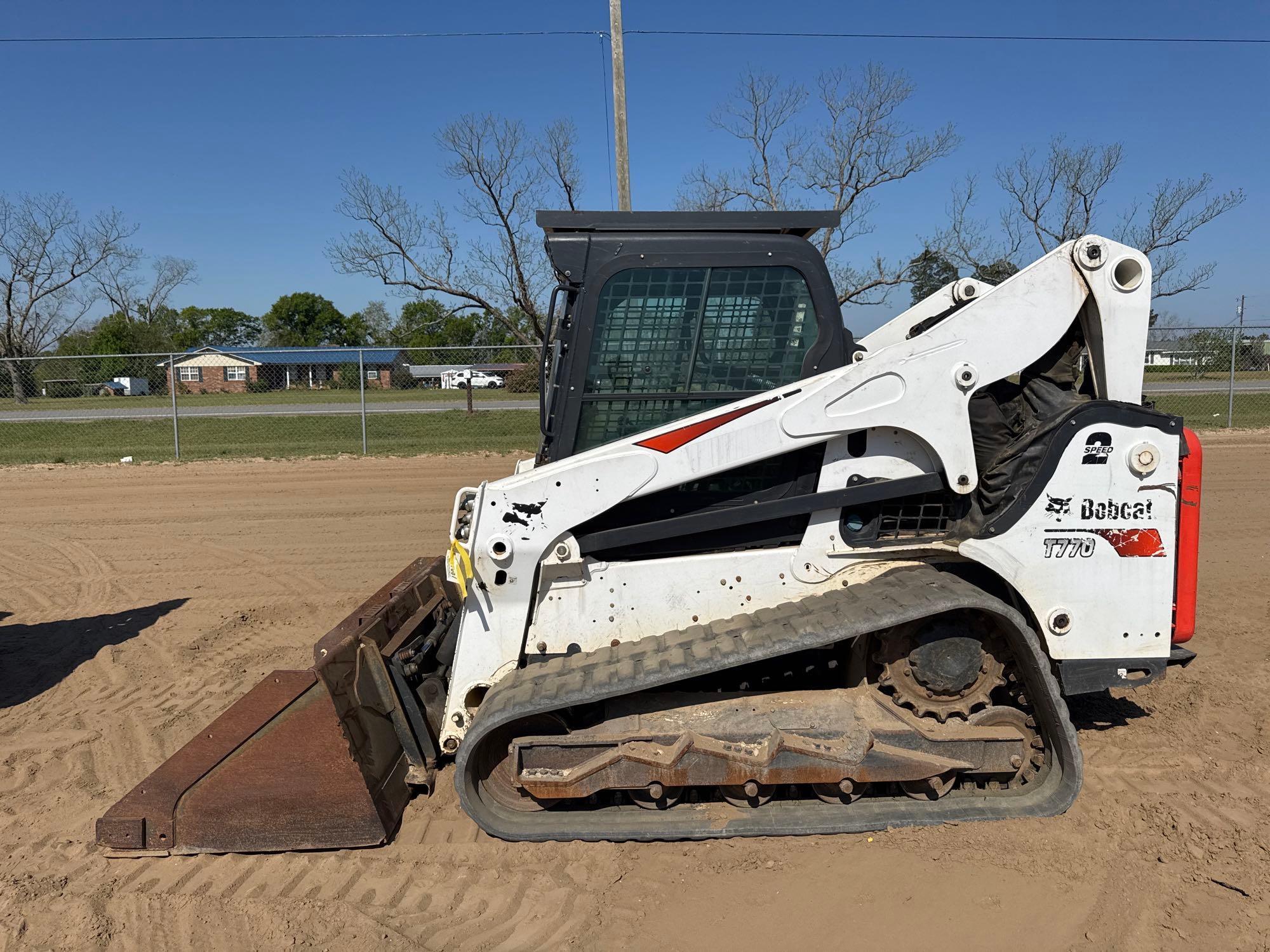 2020 BOBCAT T770 SKID STEER