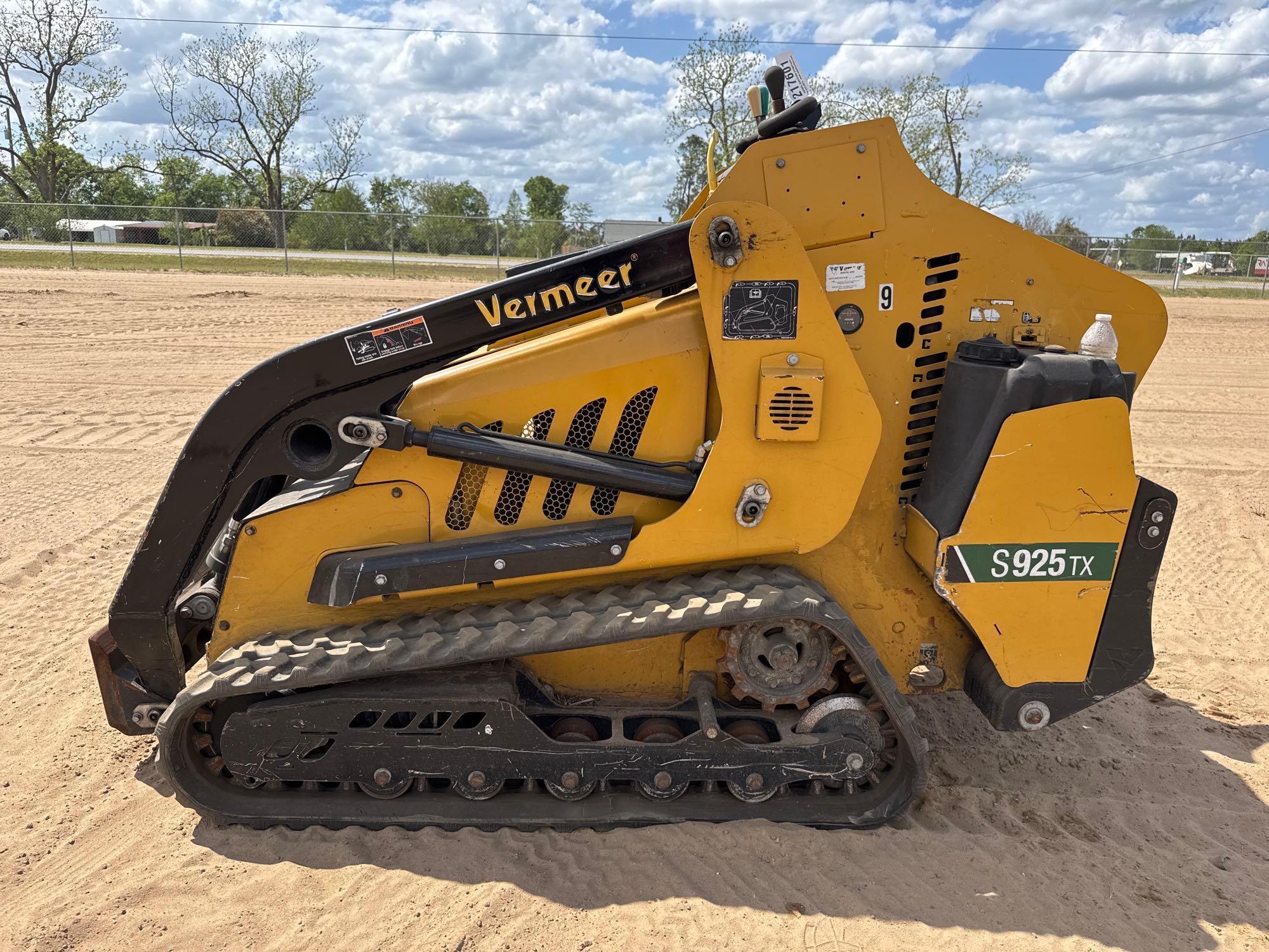 2022 VERMEER S925JX STAND-ON SKID STEER