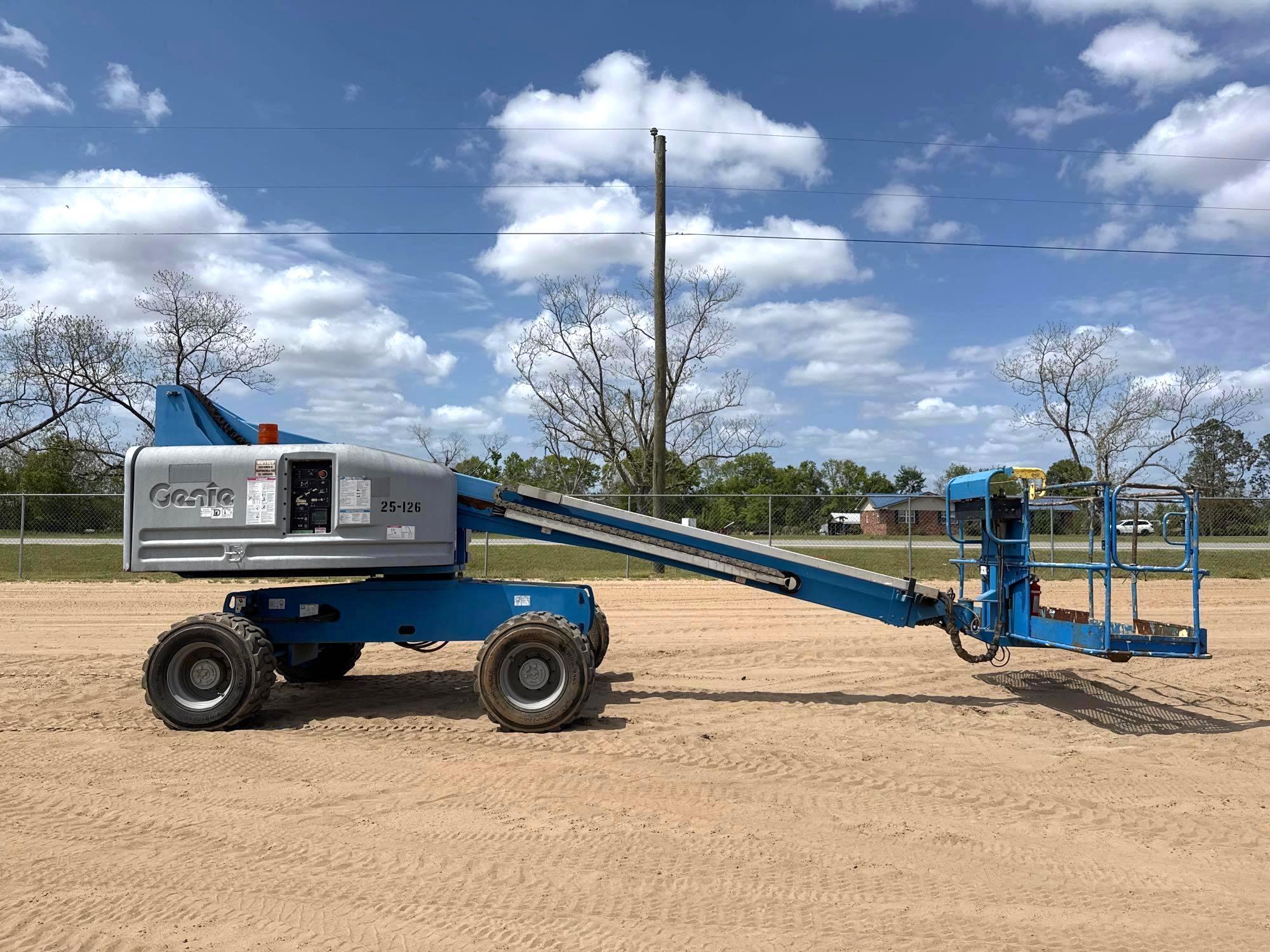 2017 GENIE S-40 TELESCOPIC BOOM LIFT