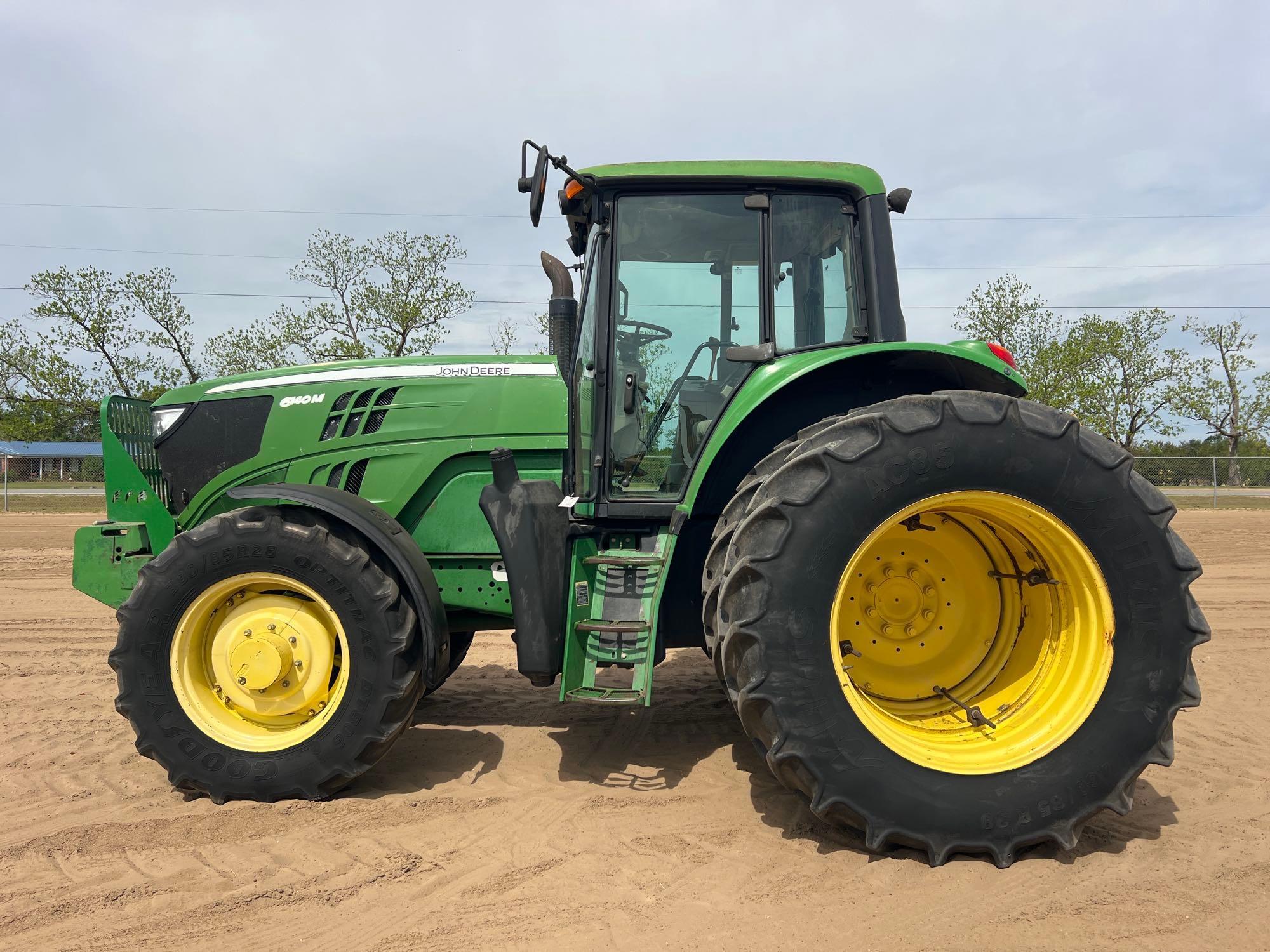 JOHN DEERE 6140M TRACTOR