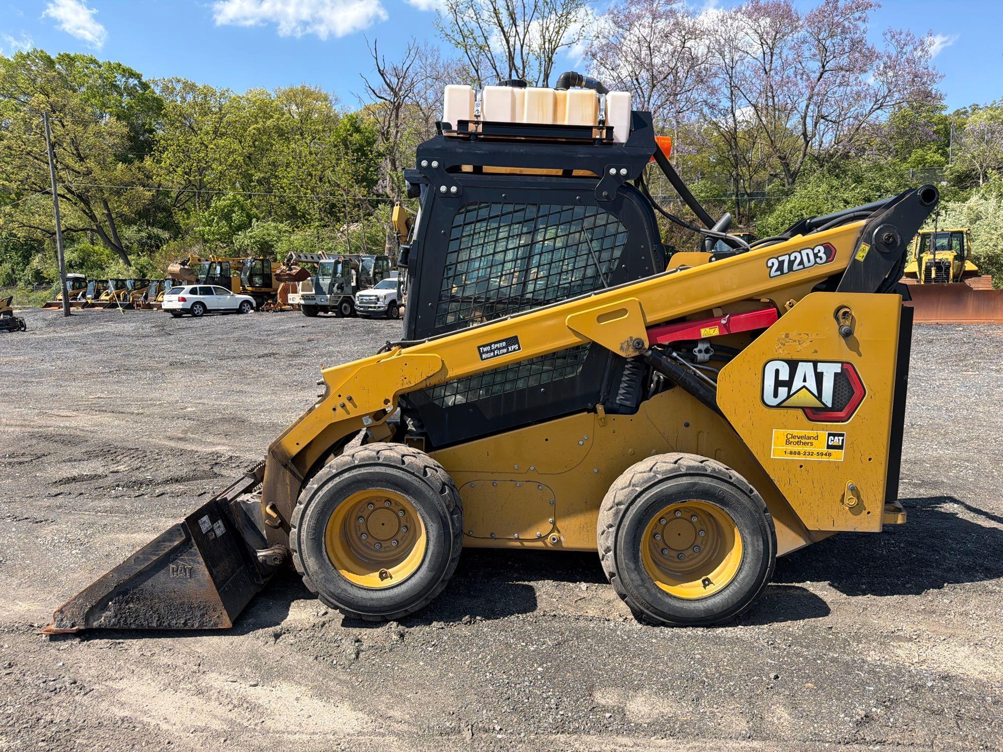 Photo of a  Caterpillar 272D