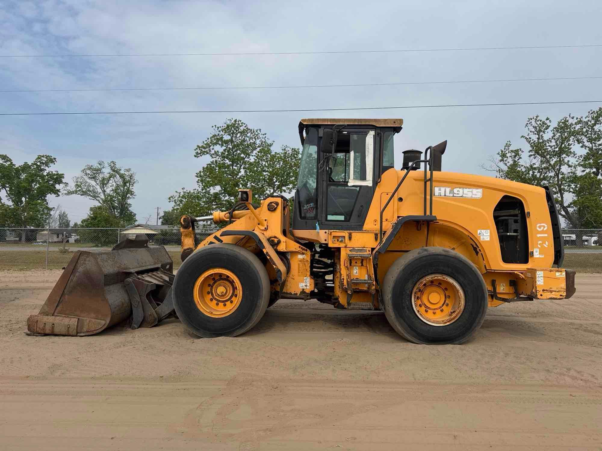 HYUNDAI HL955 WHEEL LOADER