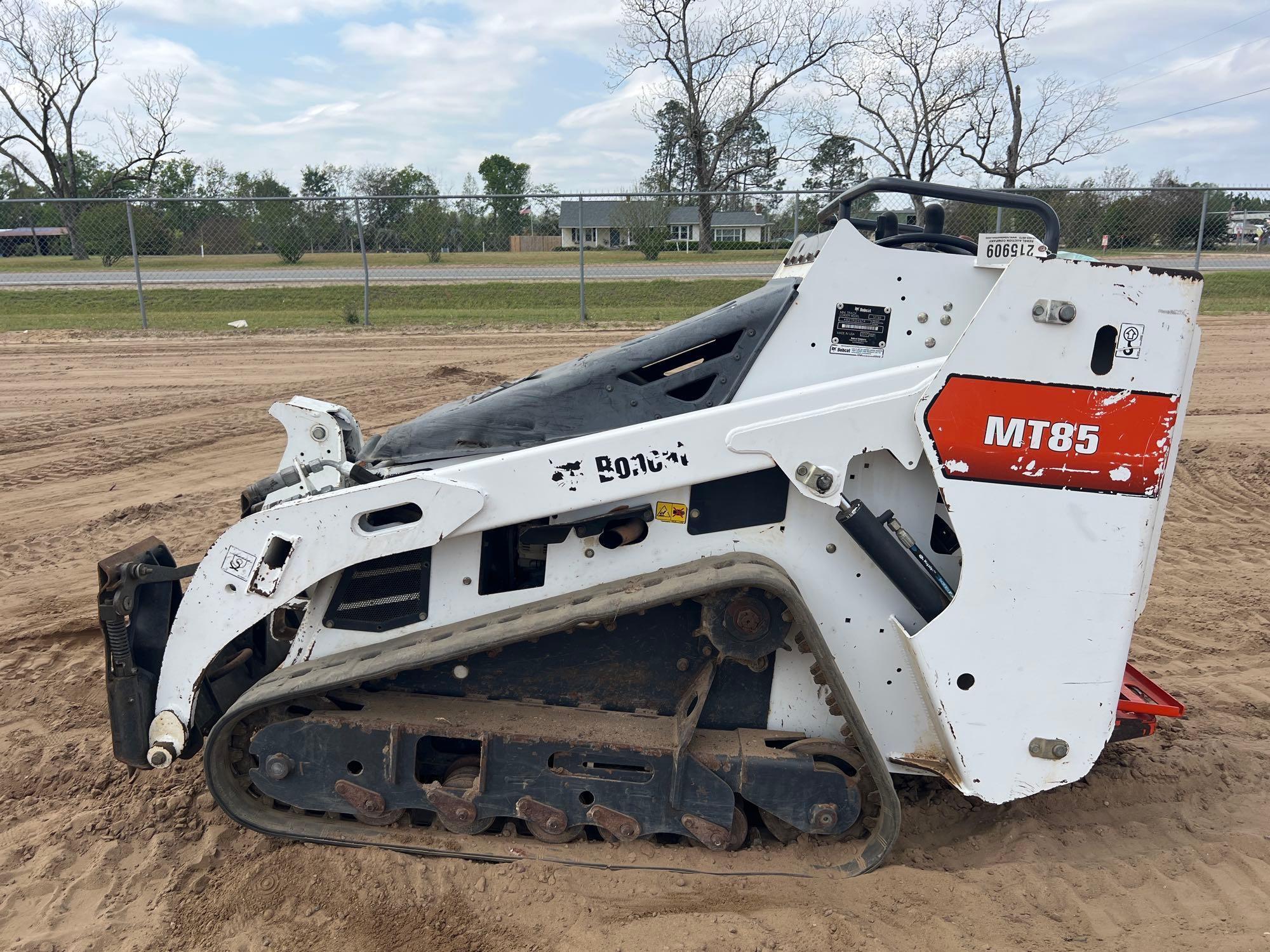 2017 BOBCAT MT85 STAND-ON SKID STEER