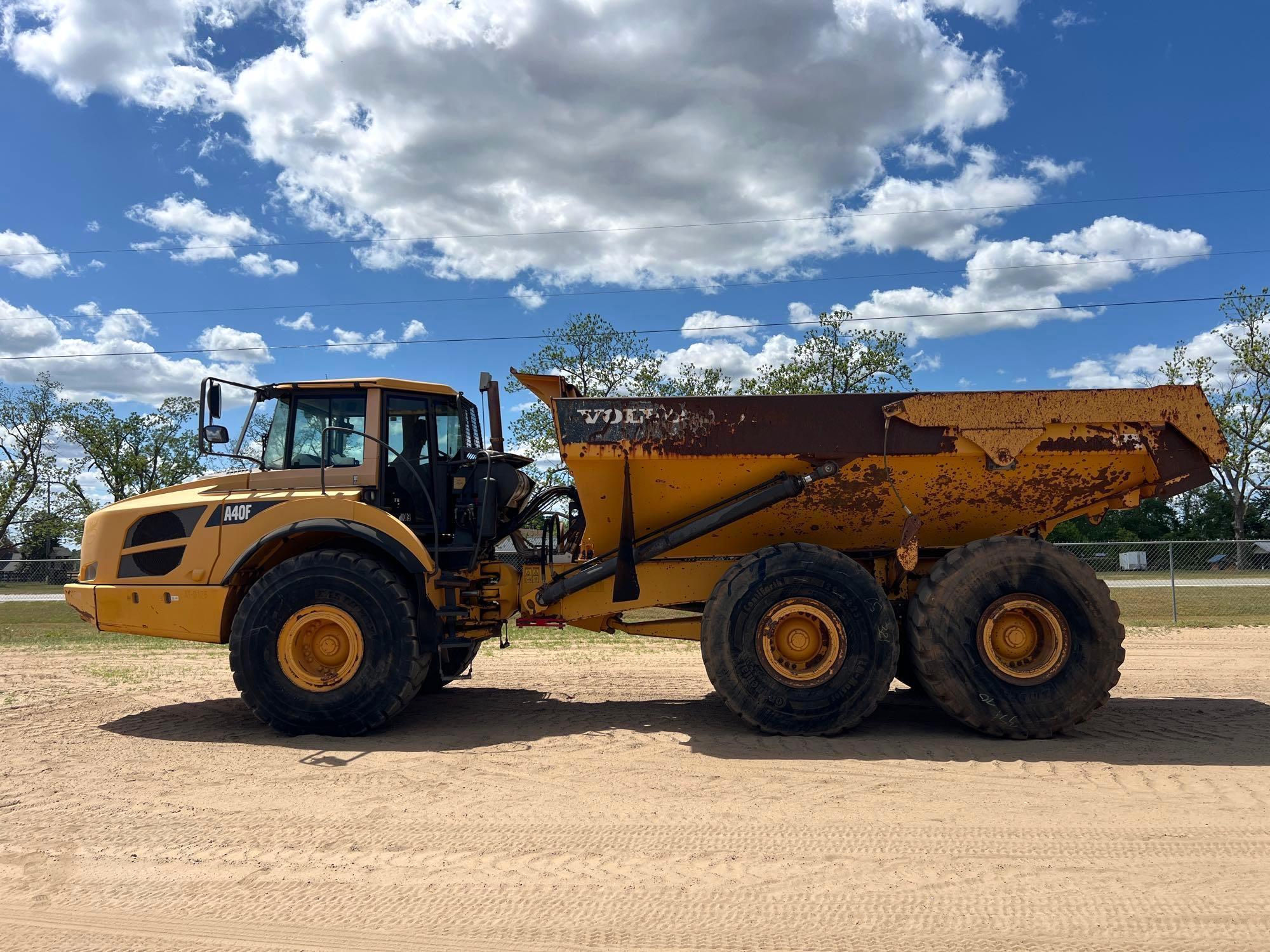 2013 VOLVO A40F OFF ROAD DUMP TRUCK
