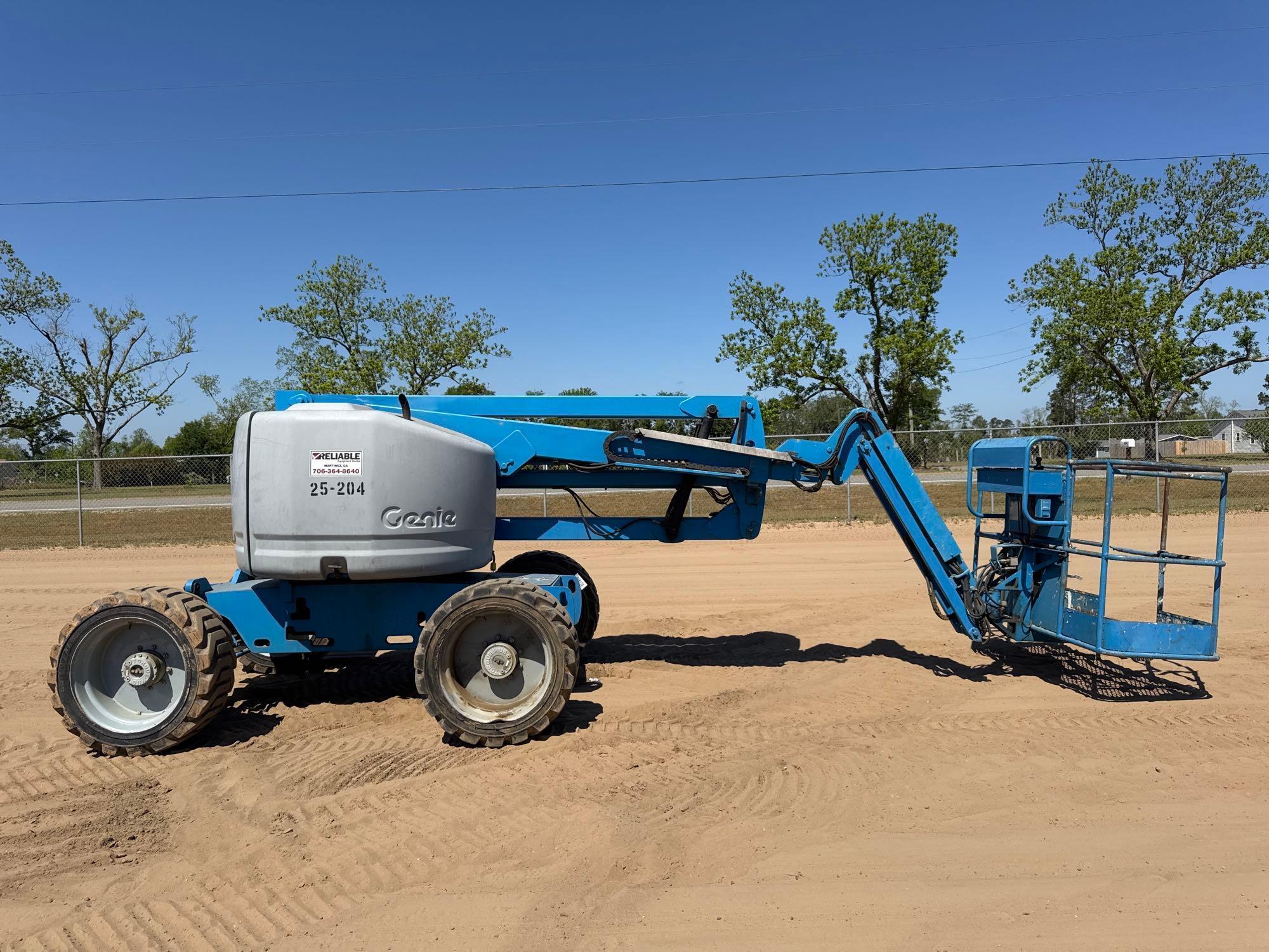 Photo of a  Genie Z-45/25