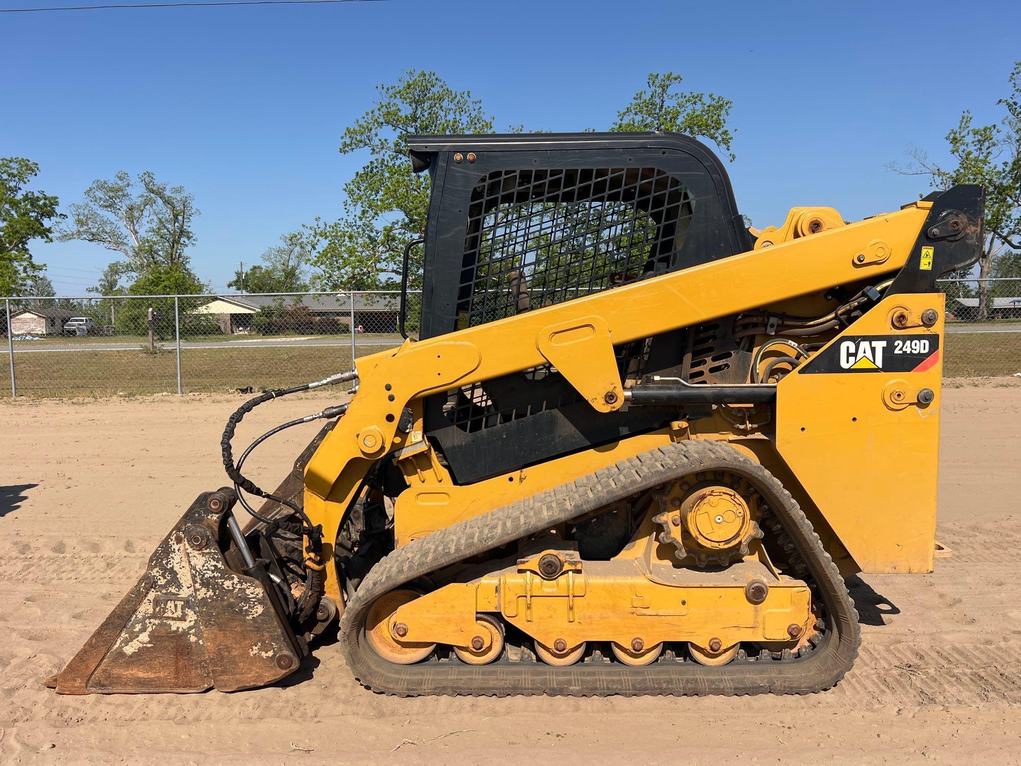Photo of a  Caterpillar 249D