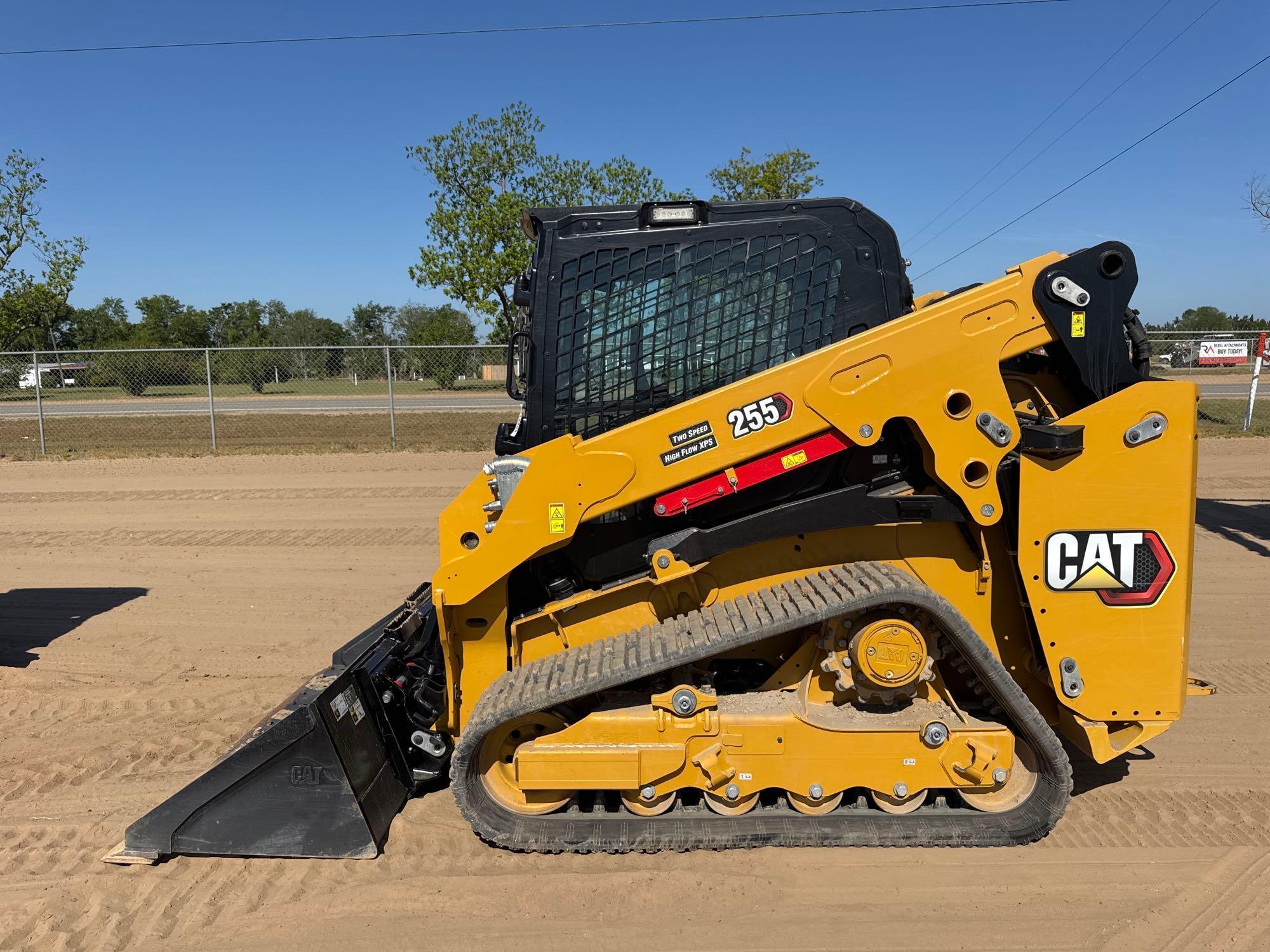 2024 CATERPILLAR 255 SKID STEER