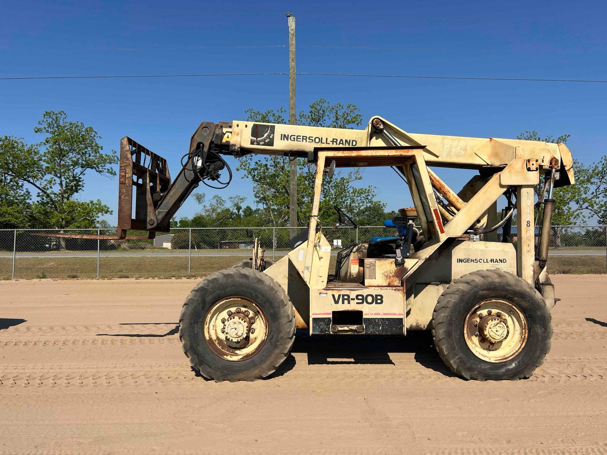 INGERSOLL RAND VR90B TELESCOPIC FORKLIFT