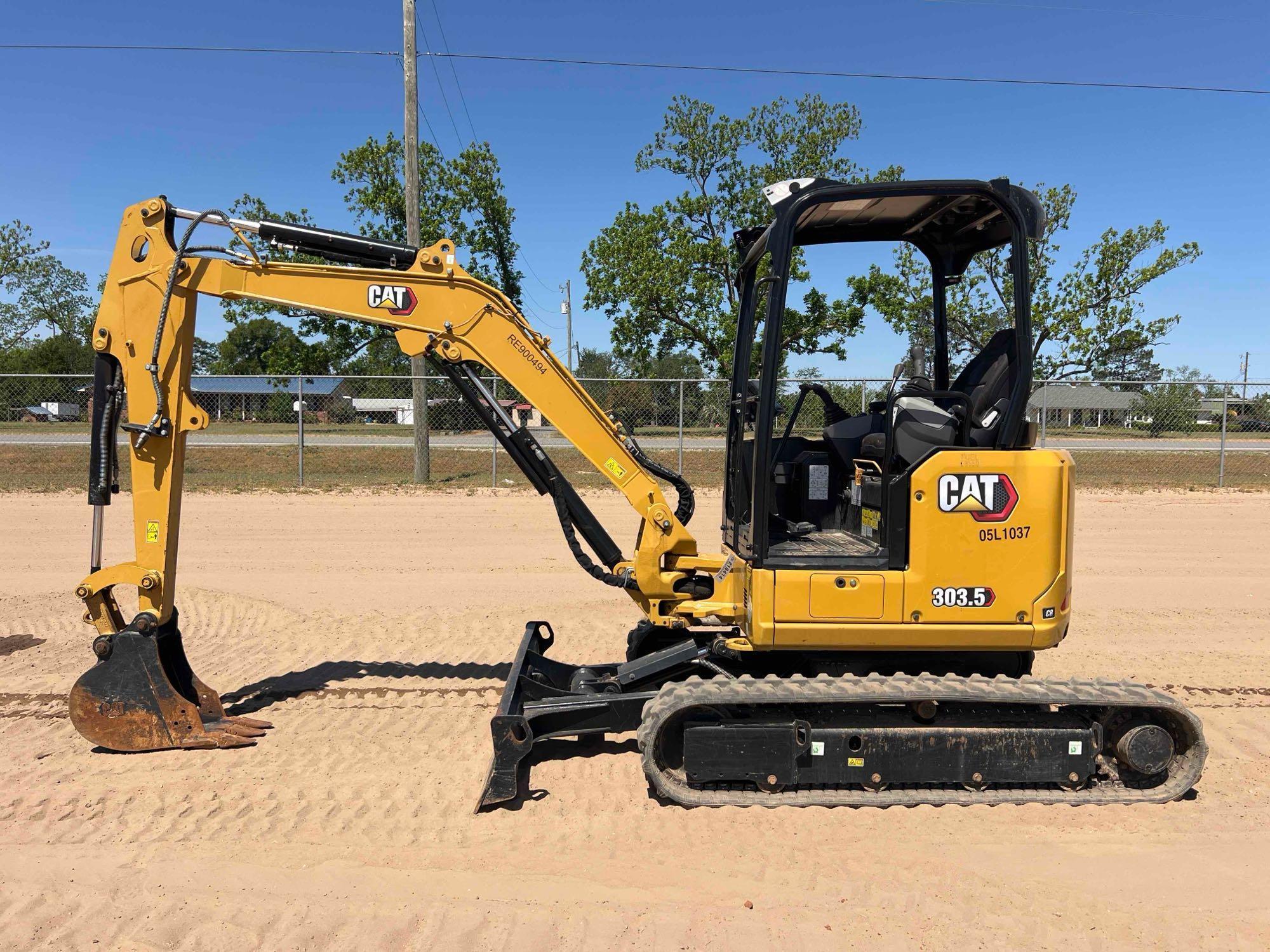Photo of a  Caterpillar 303.5