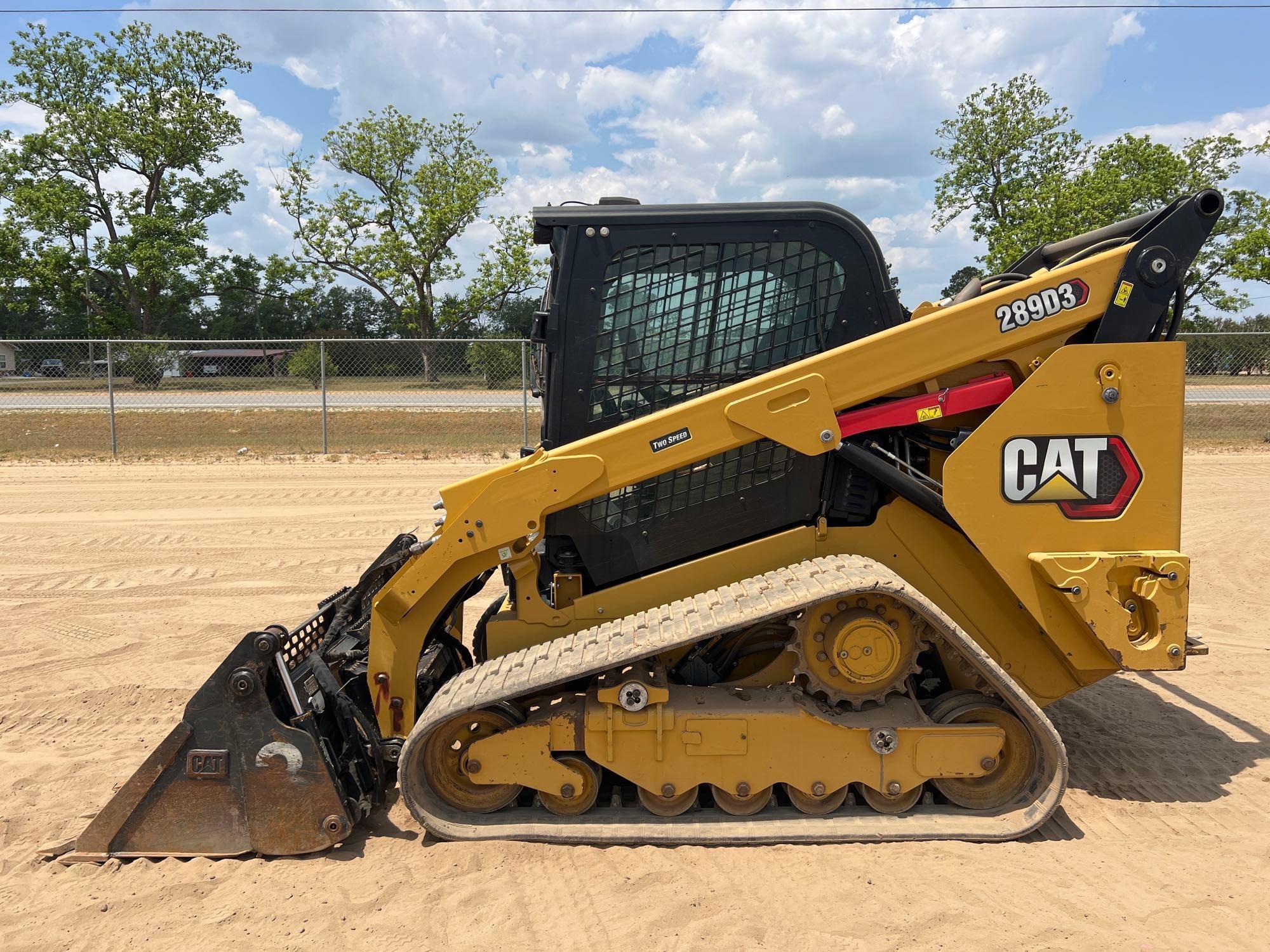 Photo of a  Caterpillar 289D
