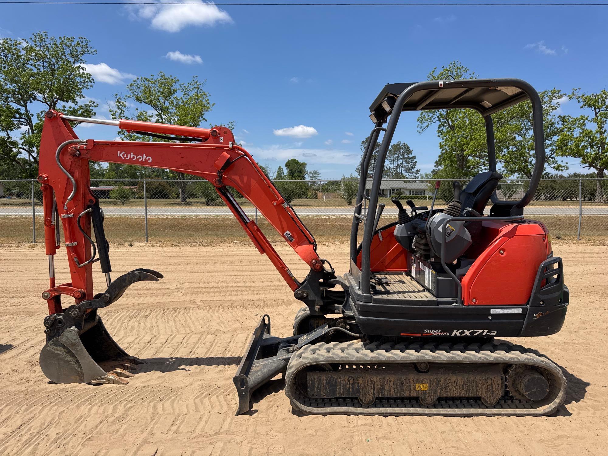 KUBOTA KX71-3 SUPER SERIES EXCAVATOR