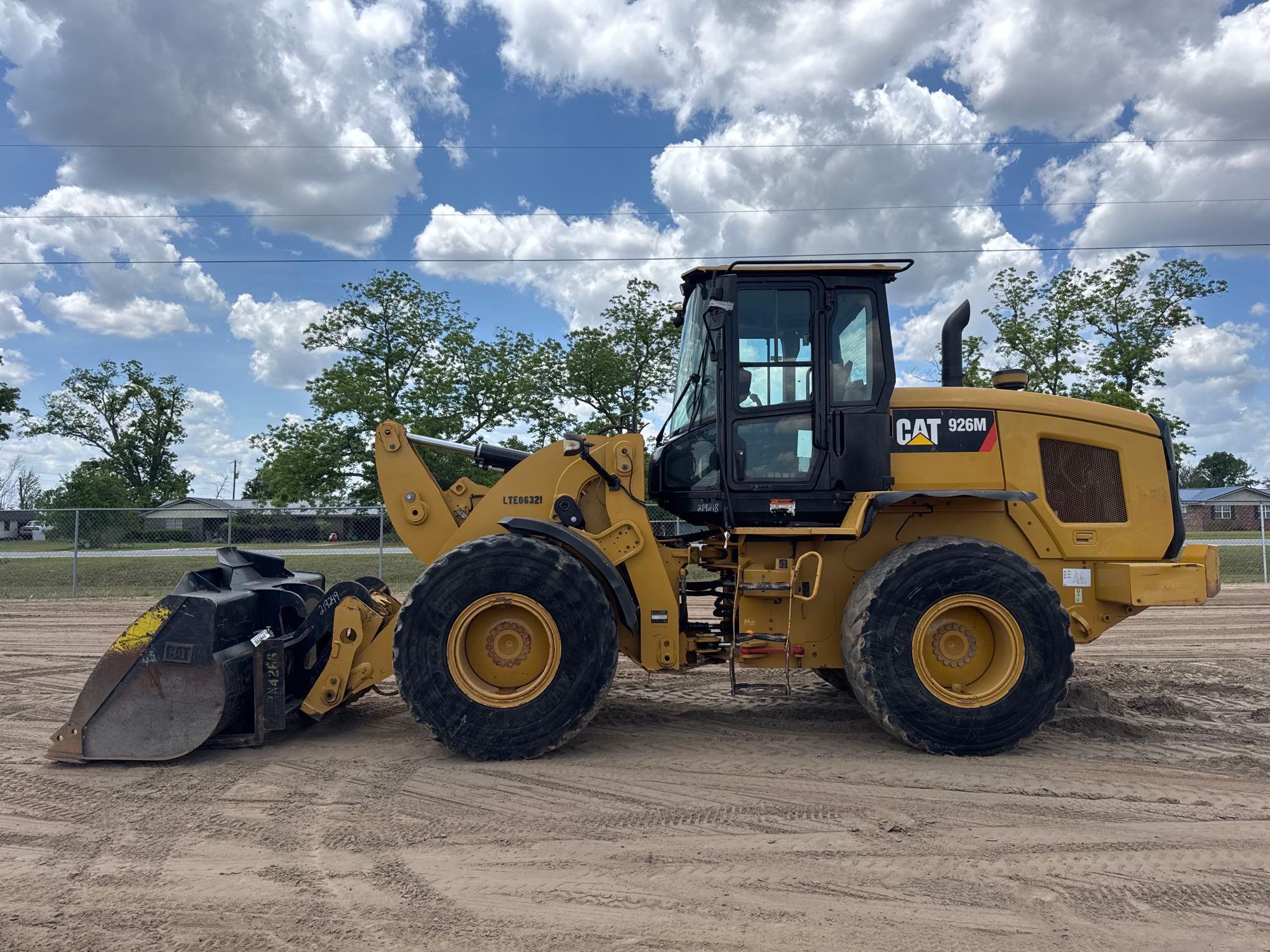 2019 CATERPILLAR 926M WHEEL LOADER