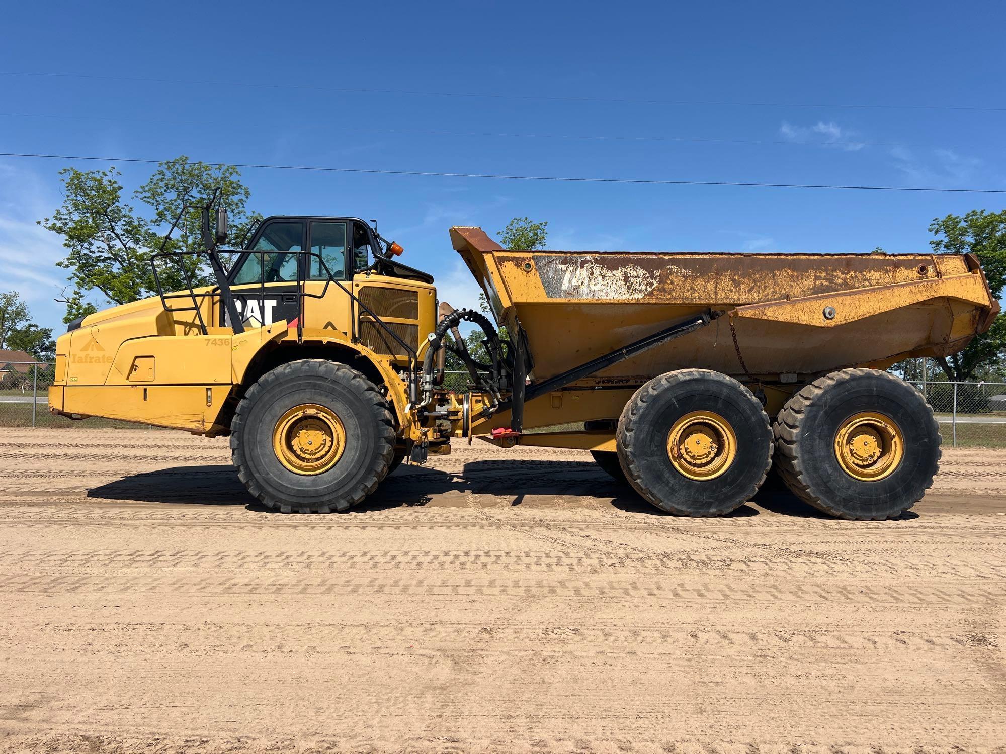 Photo of a  Caterpillar 745C