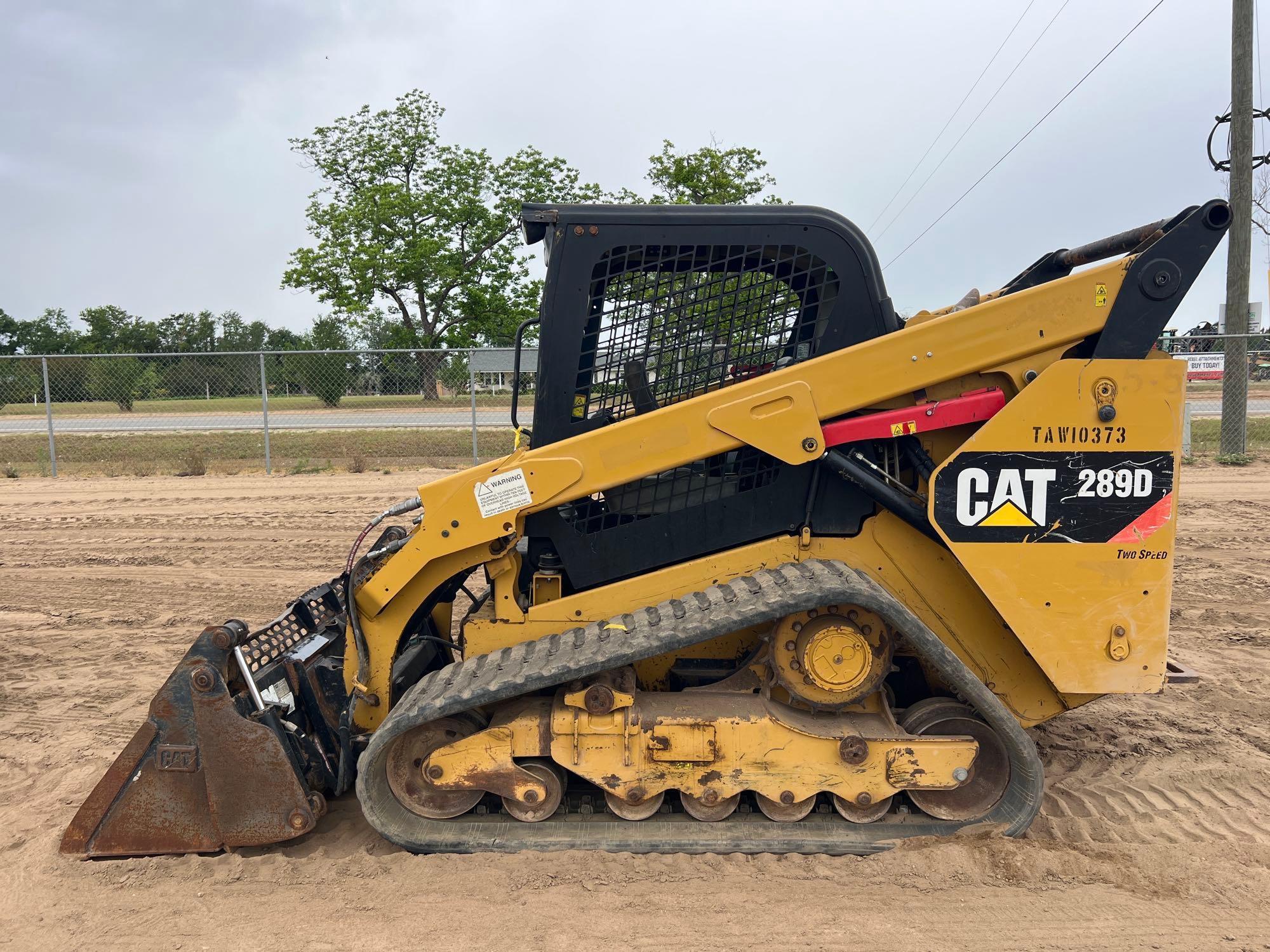 Photo of a  Caterpillar 289D