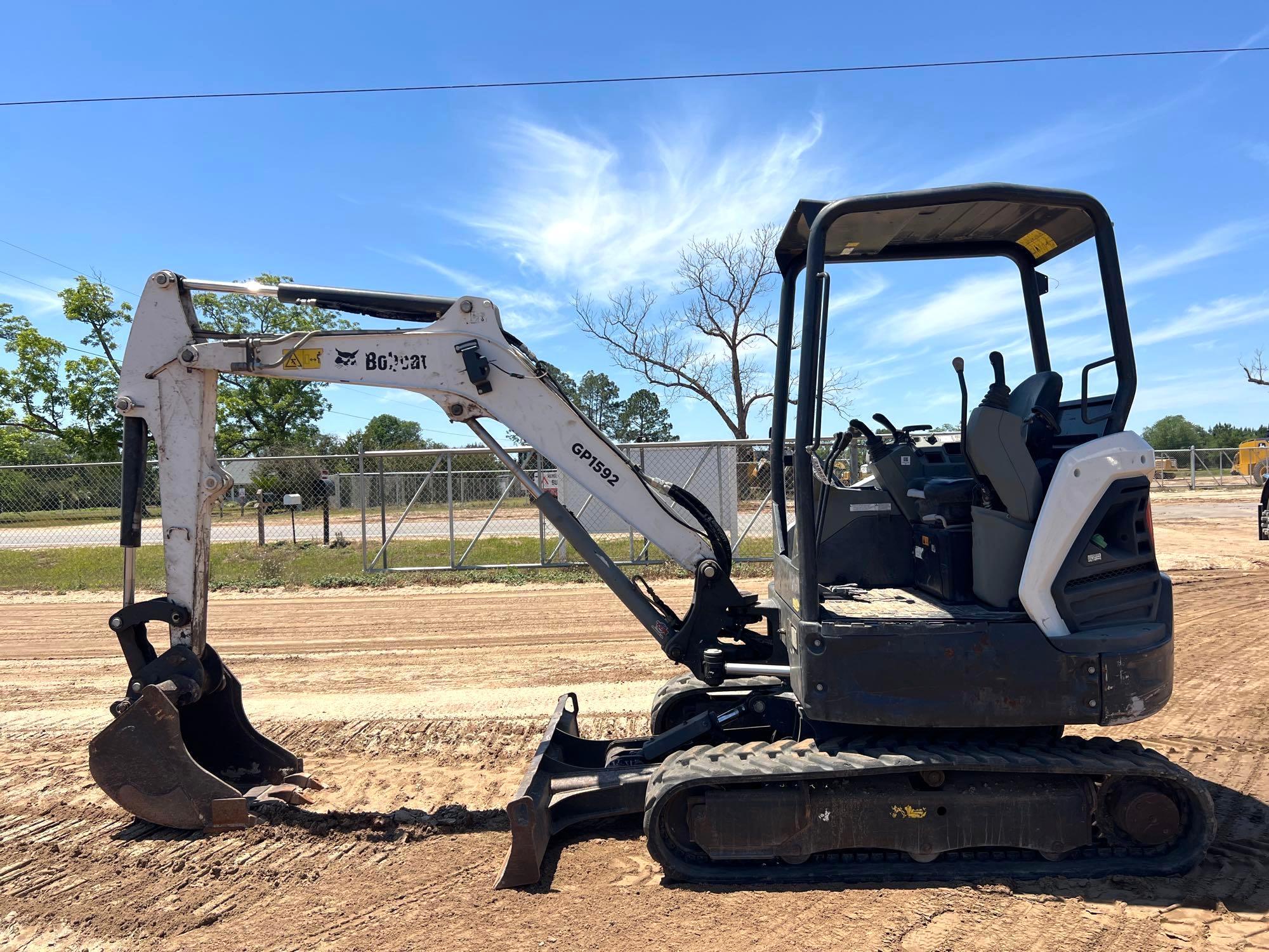 Photo of a  Bobcat E32