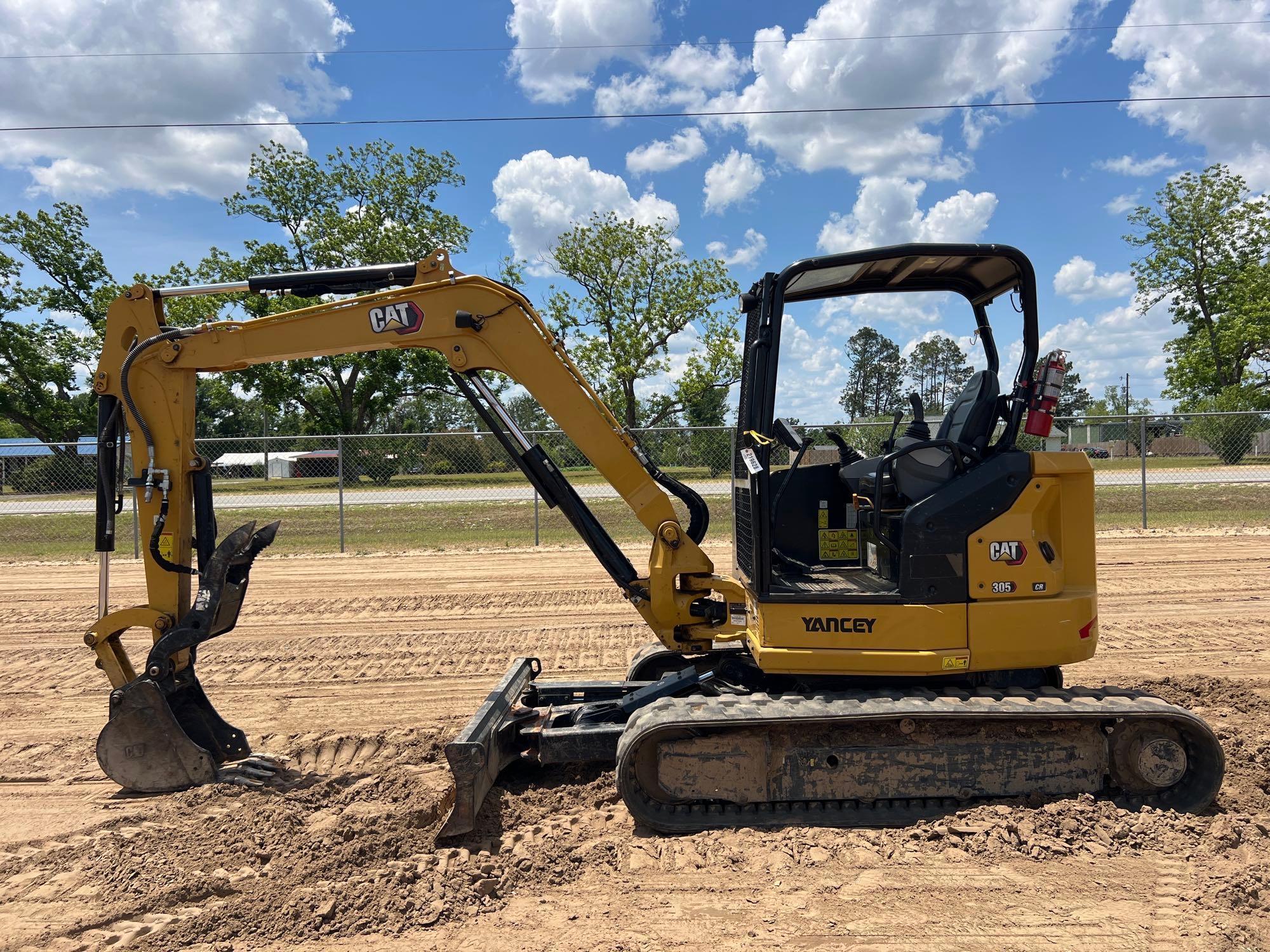 Photo of a  Caterpillar 305 CR