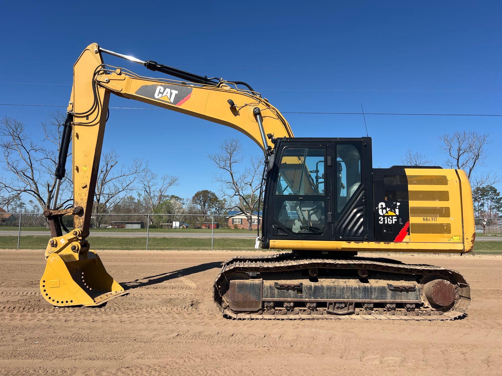 Photo of a  Caterpillar 316