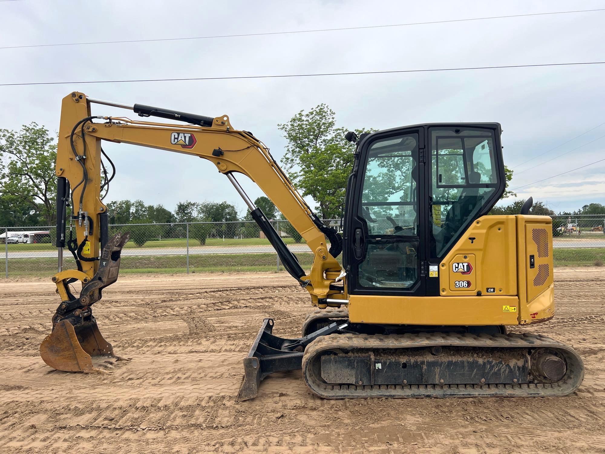 Photo of a  Caterpillar 306