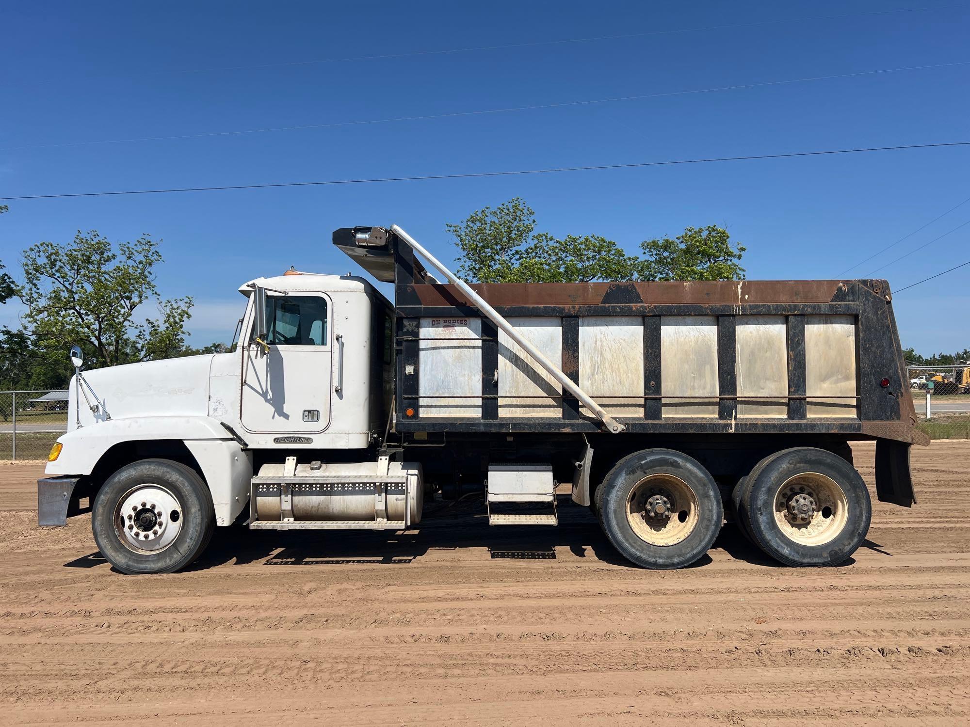 1993 FREIGHTLINER DUMP TRUCK