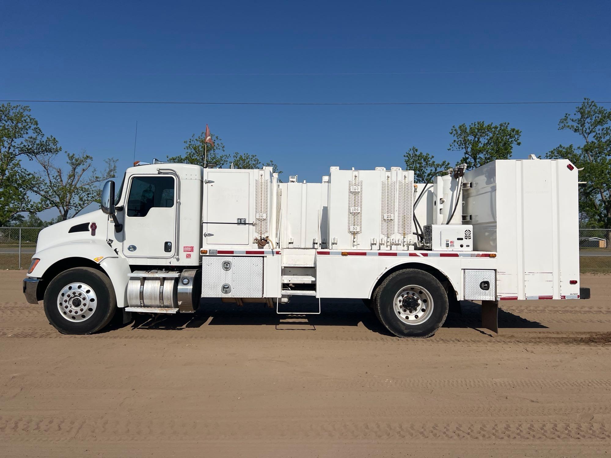 2018 KENWORTH T370 LUBE TRUCK