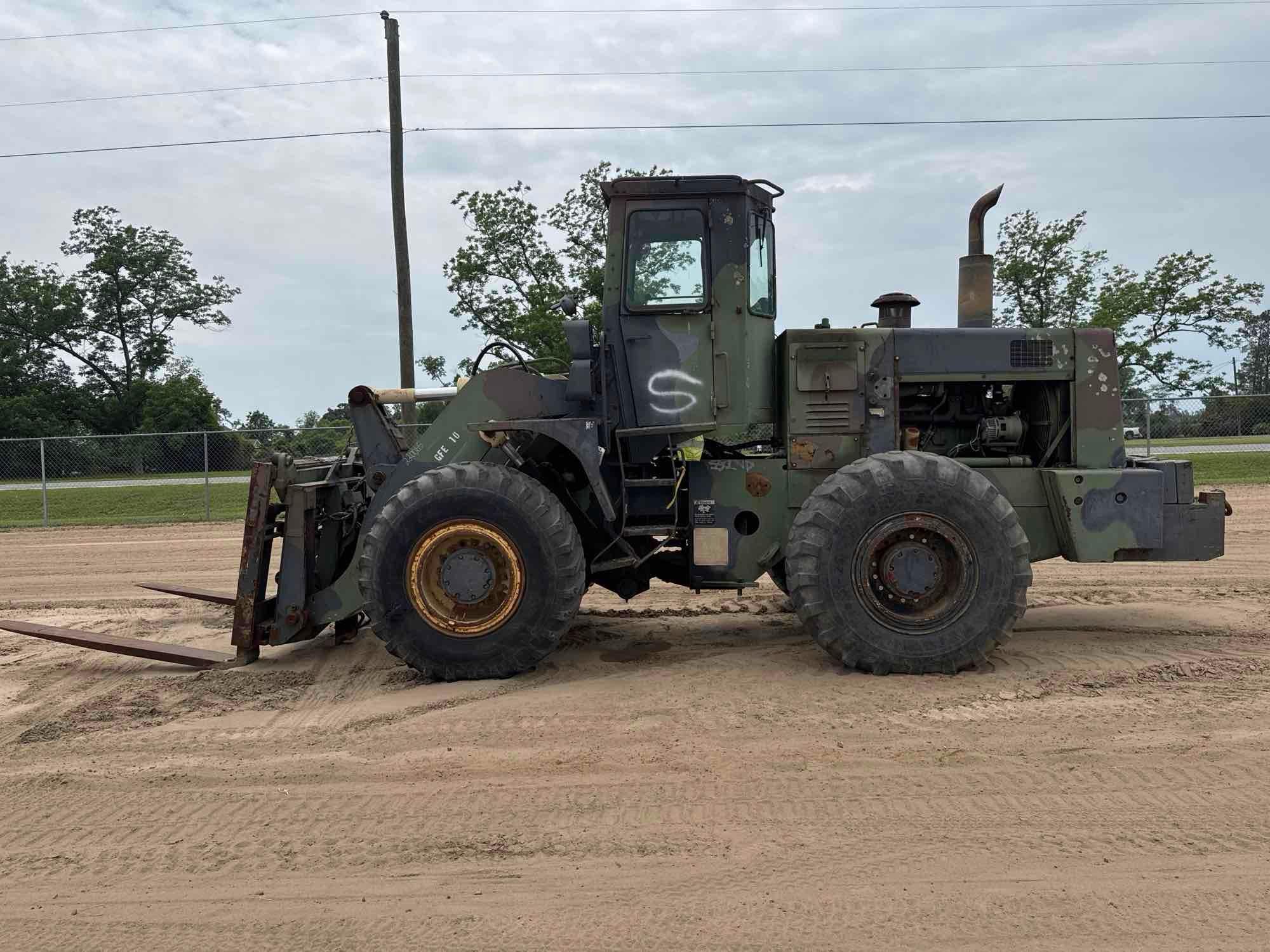 Photo of a 1983 International M10A