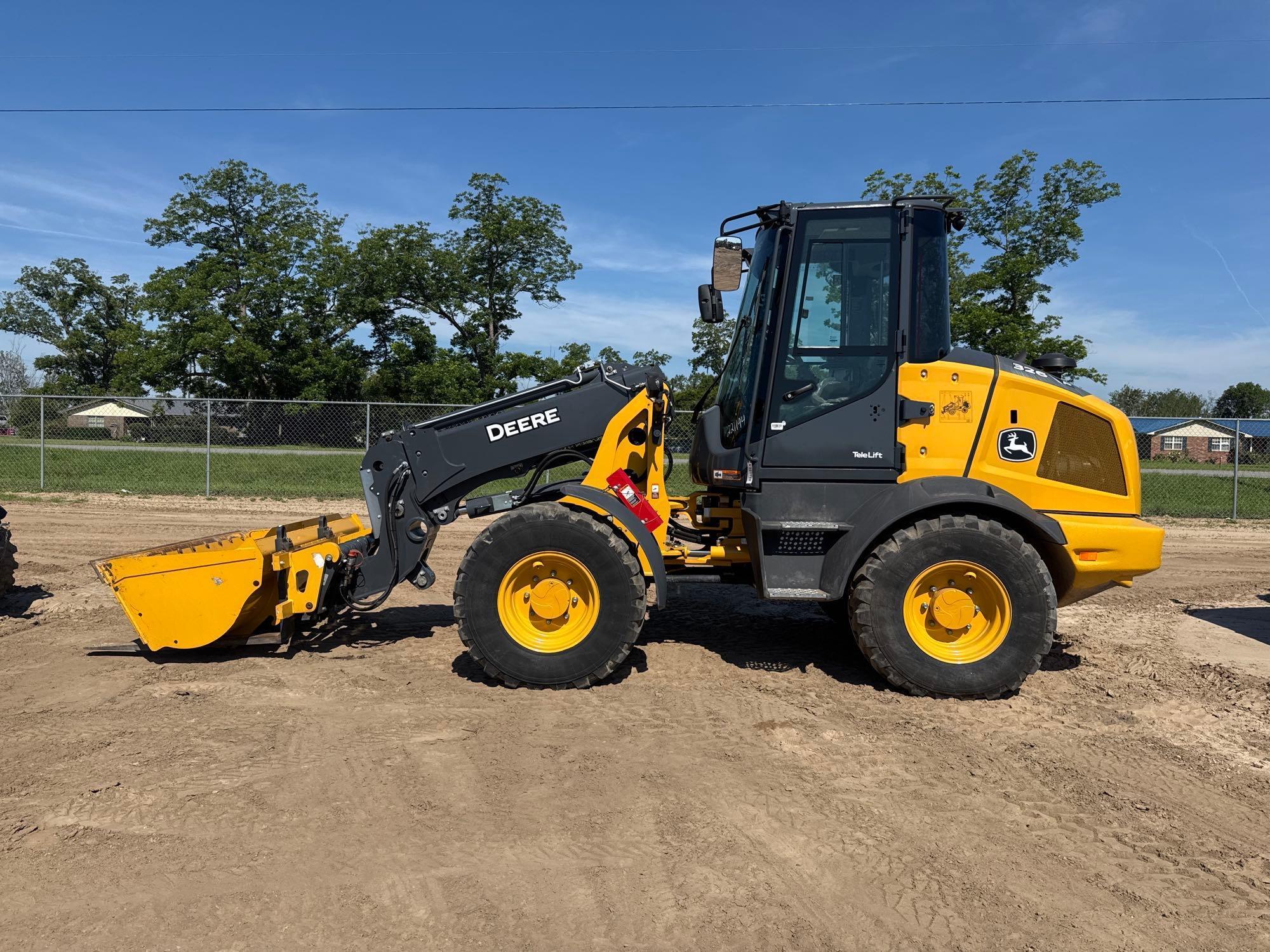JOHN DEERE 326P WHEEL LOADER