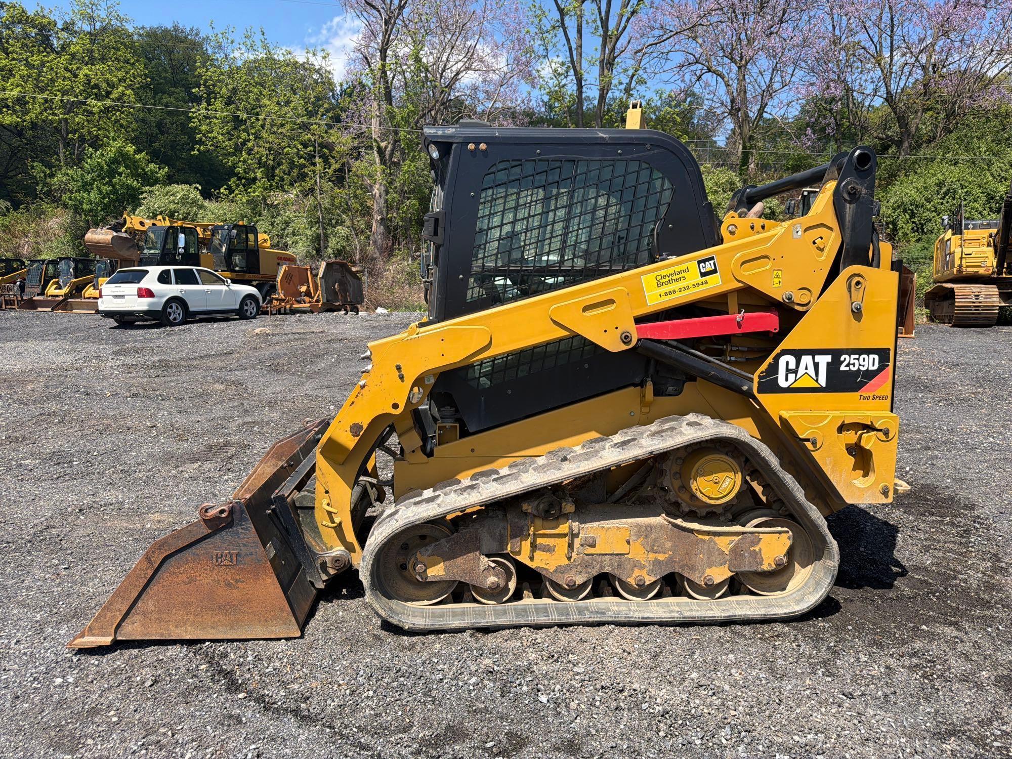 2015 CATERPILLAR 259D SKID STEER