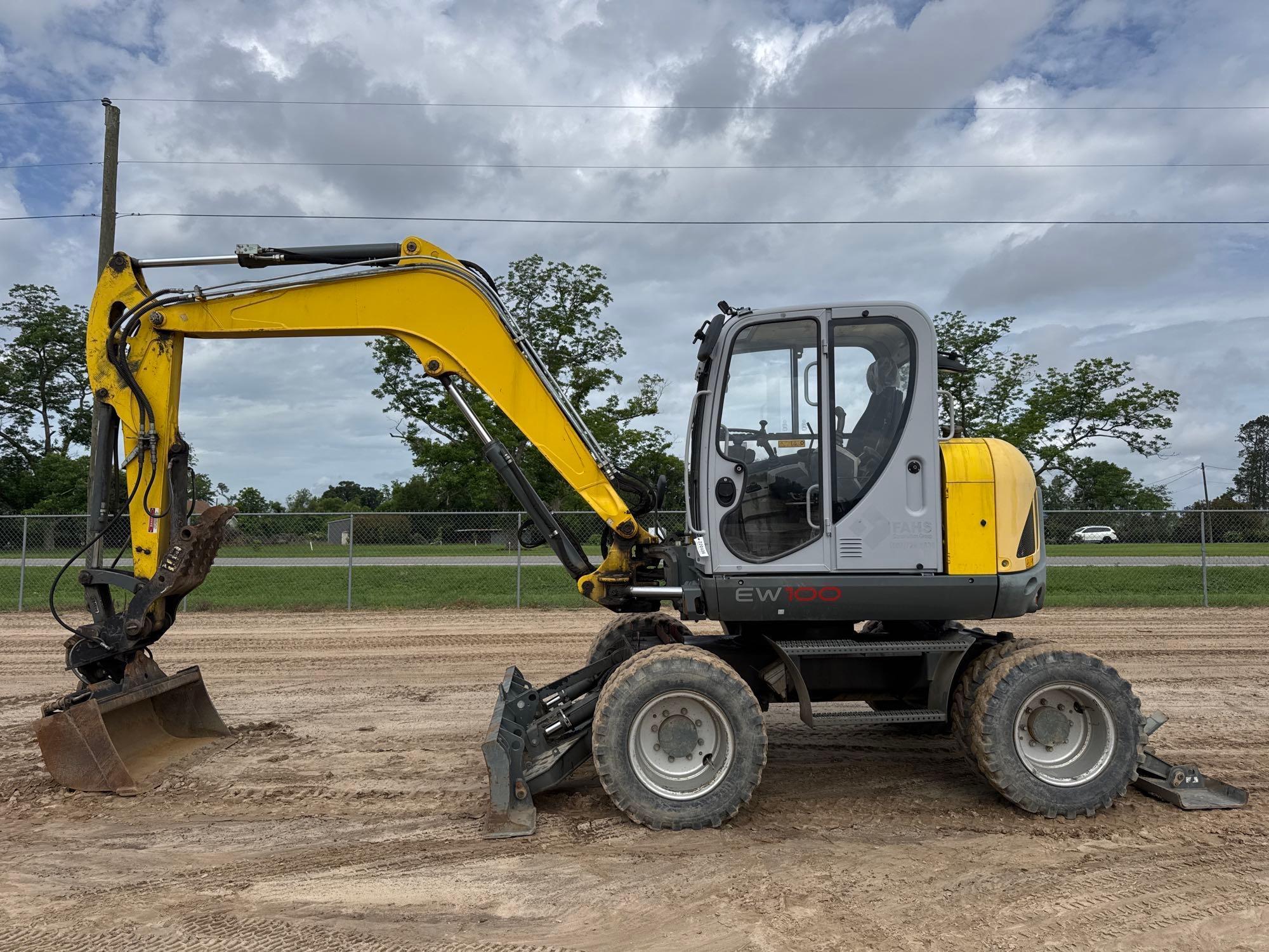 2019 WACKER NEUSON EW100 MOBILE EXCAVATOR