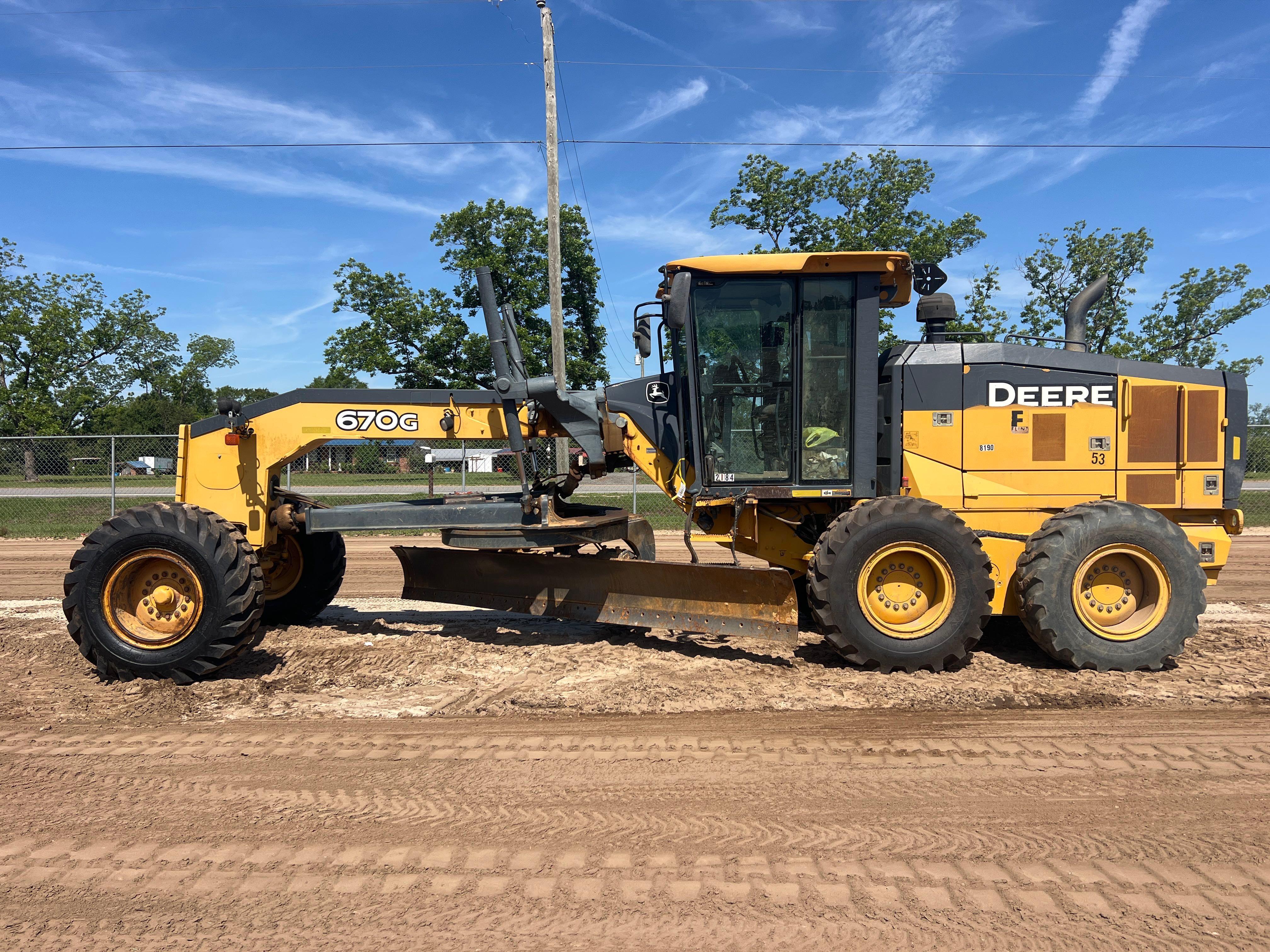 2017 JOHN DEERE 670G MOTOR GRADER