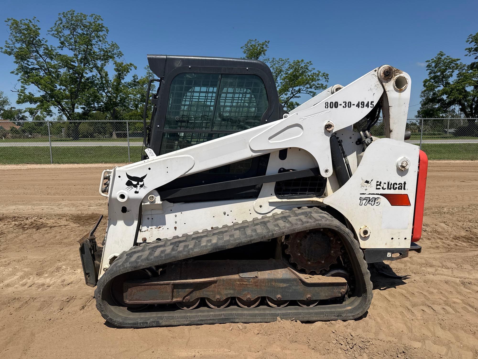 2021 BOBCAT T740 SKID STEER