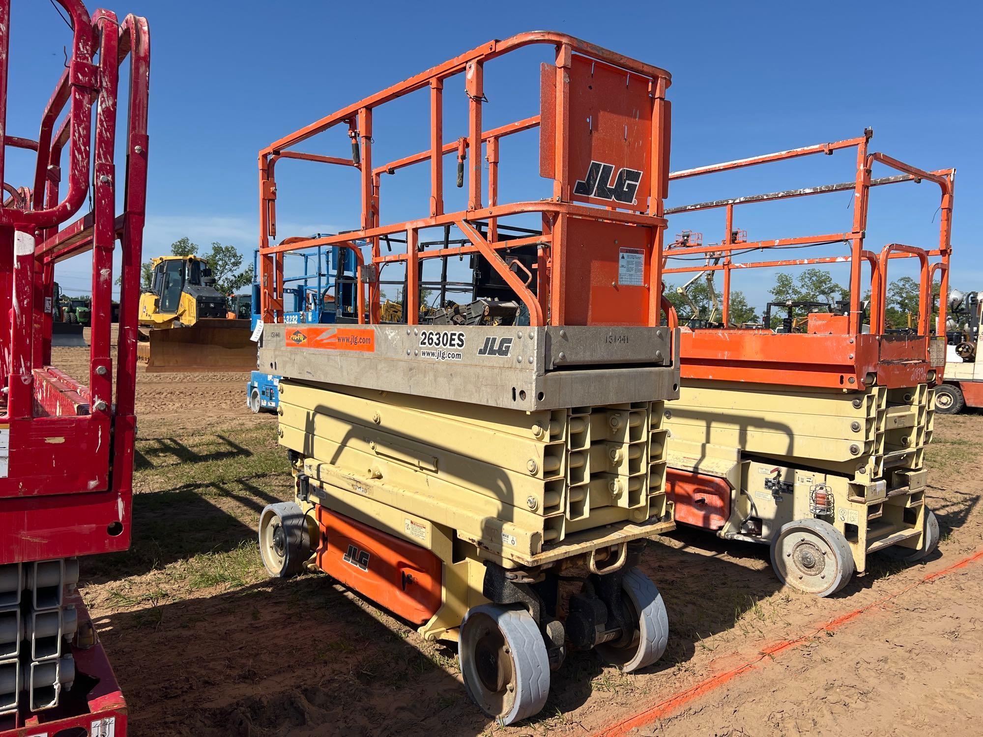 Photo of a 2006 JLG 2630ES