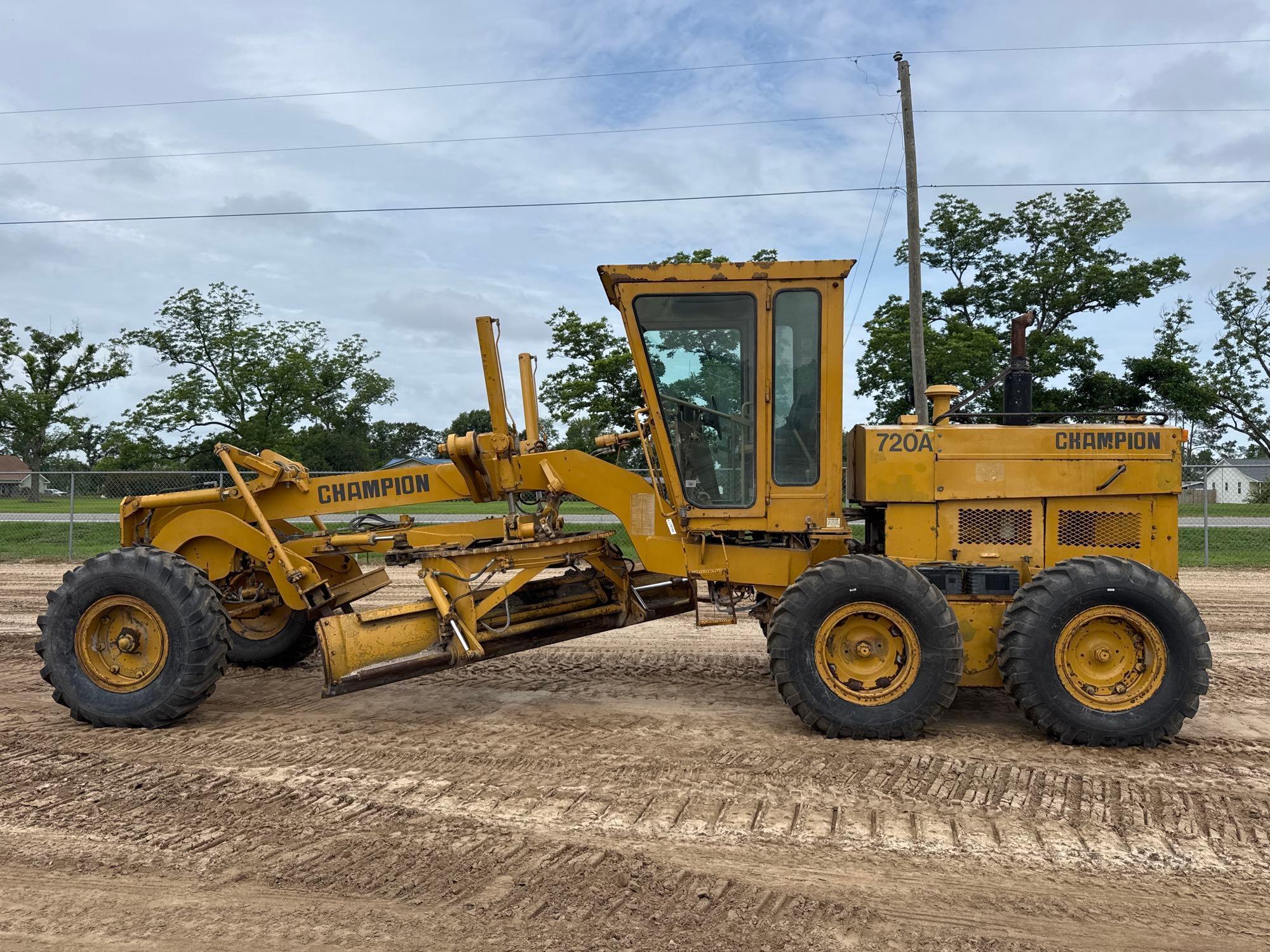 1979 CHAMPION 720A MOTORGRADER