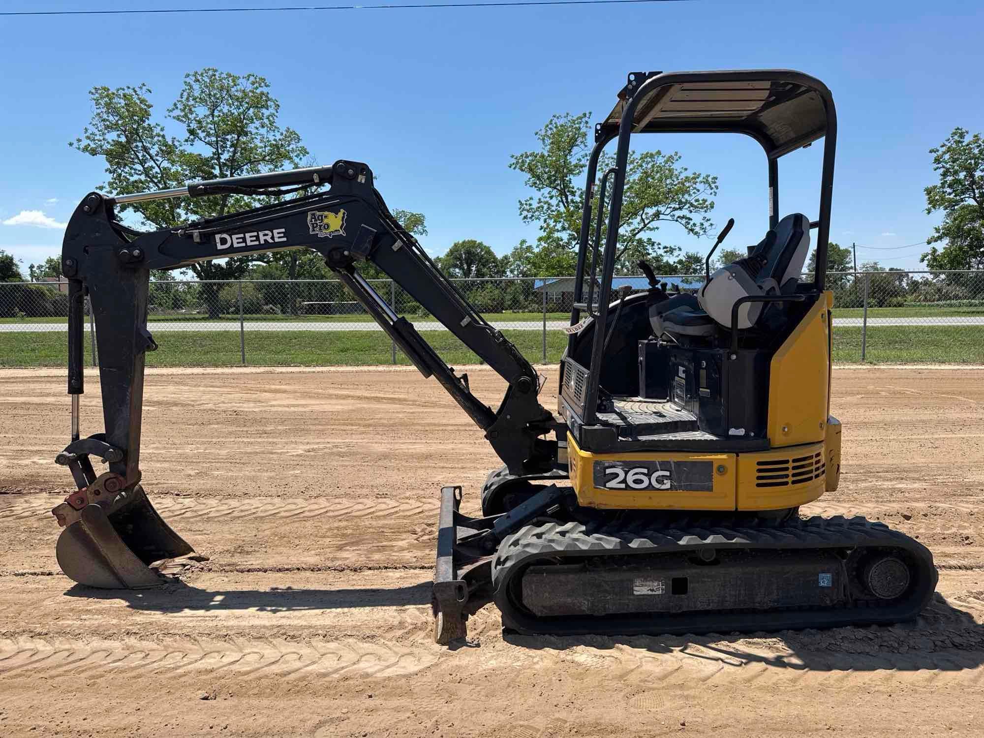 2020 JOHN DEERE 26G EXCAVATOR