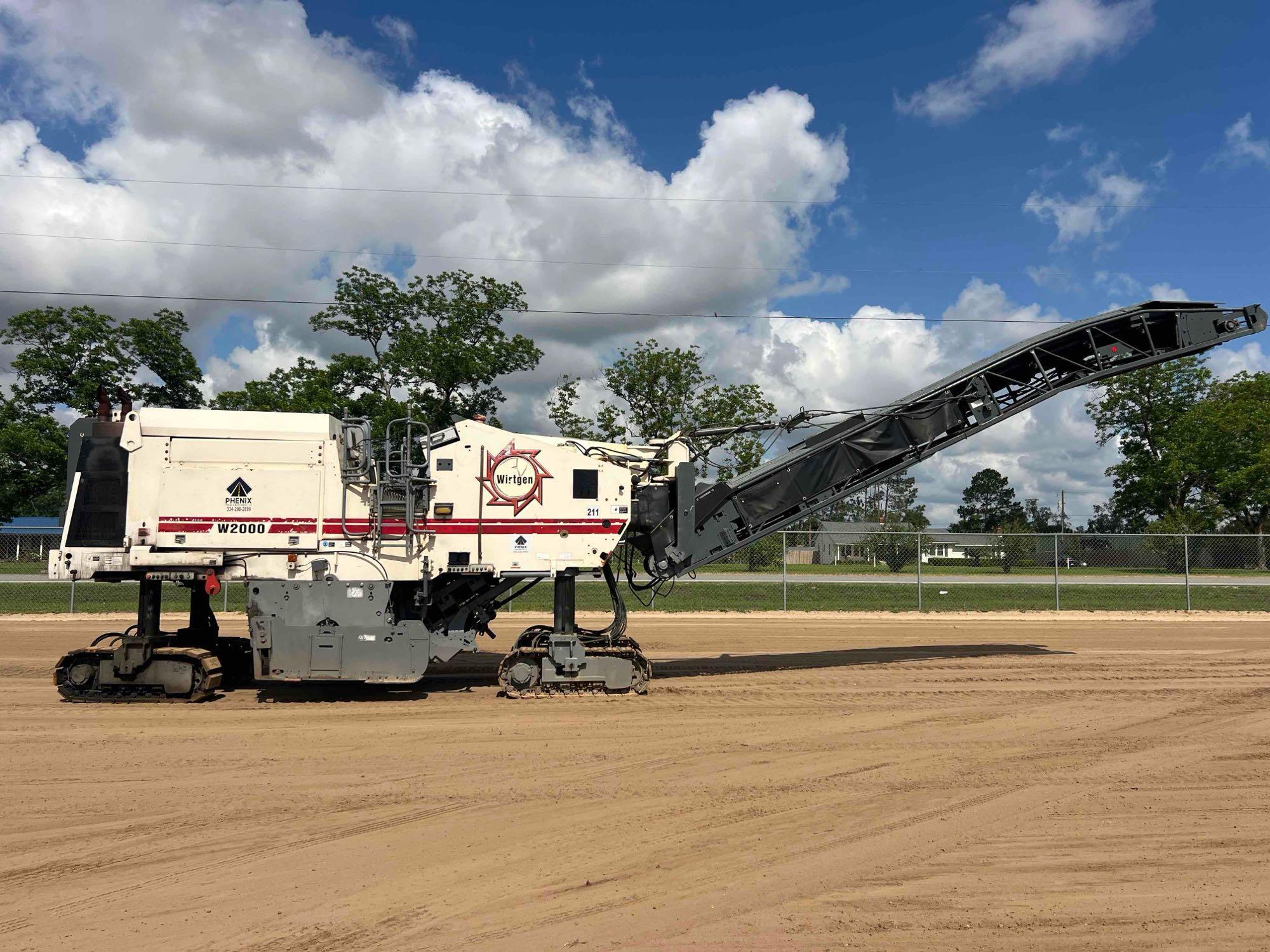 Photo of a  Wirtgen  W2000