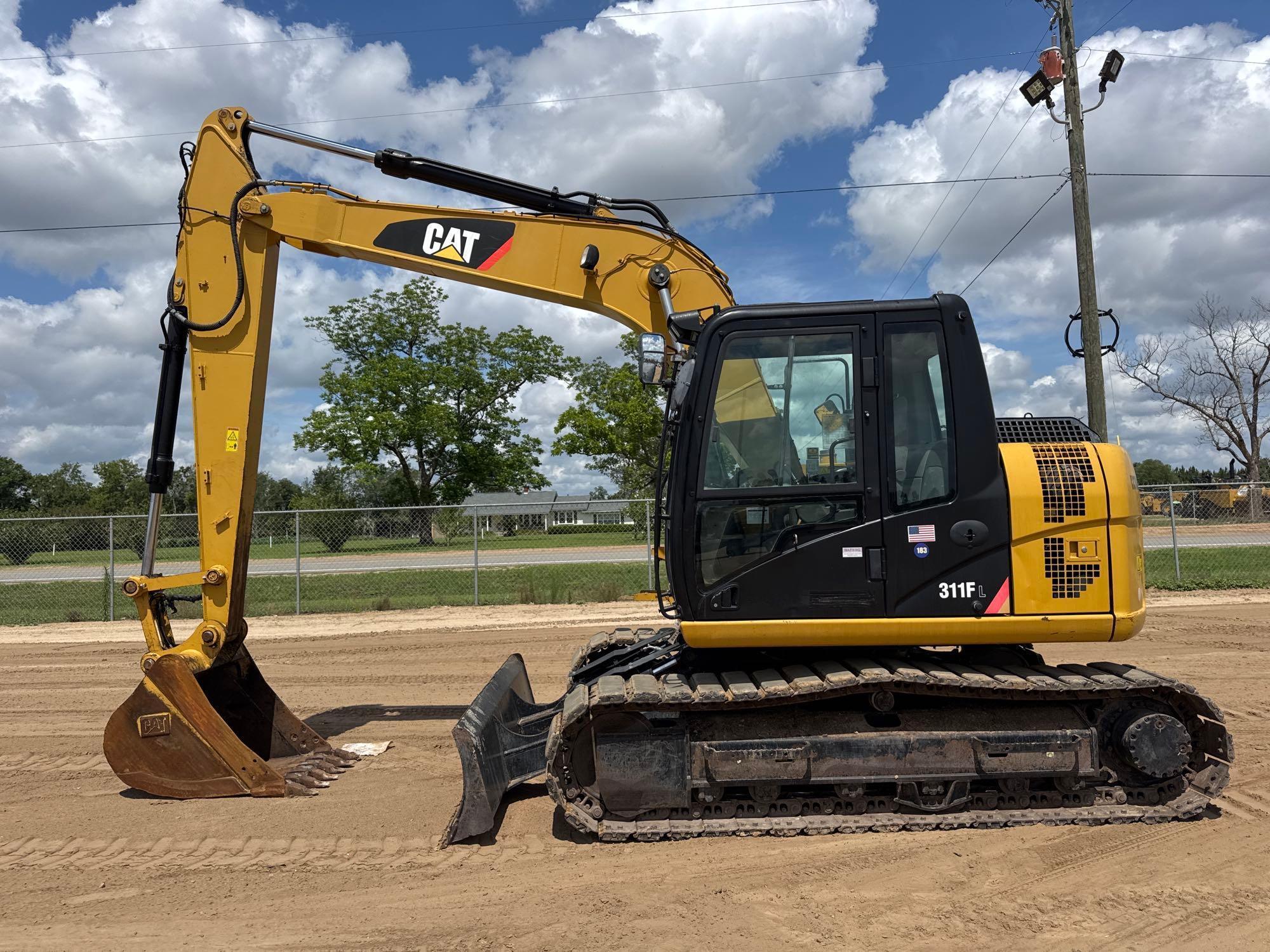 2017 CATERPILLAR 311FL RR EXCAVATOR