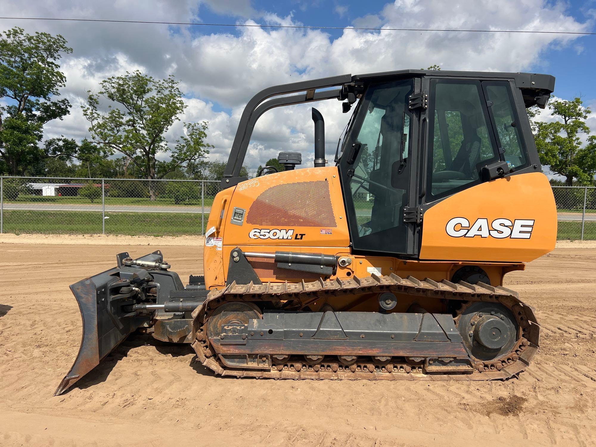 CASE 650M LT CRAWLER DOZER