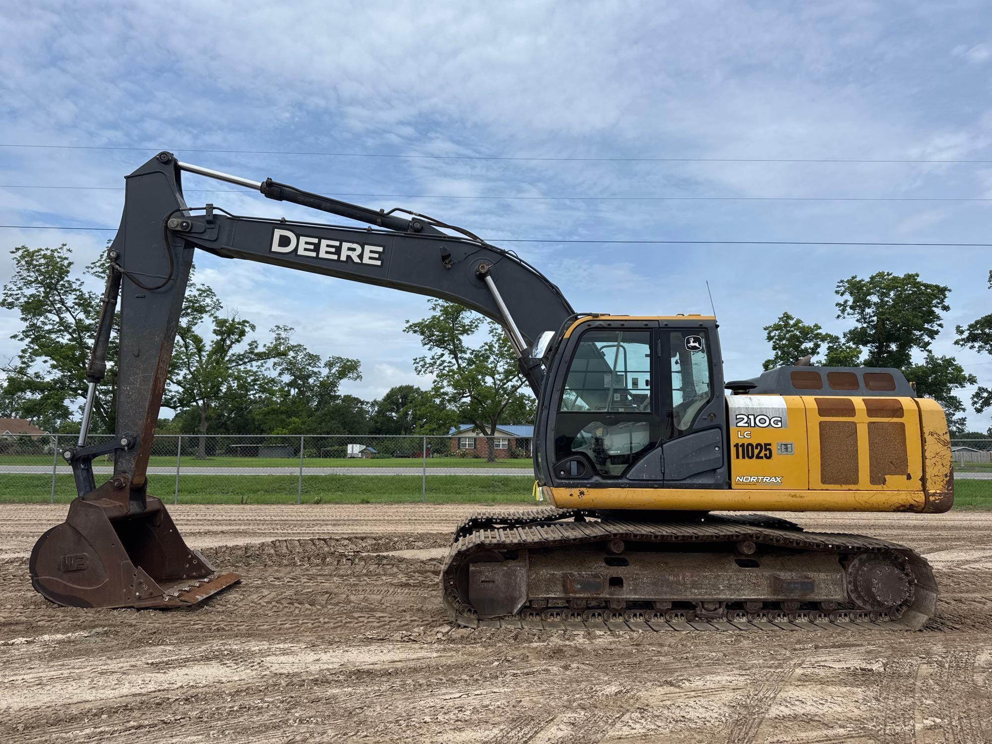 2015 JOHN DEERE 210G LC EXCAVATOR