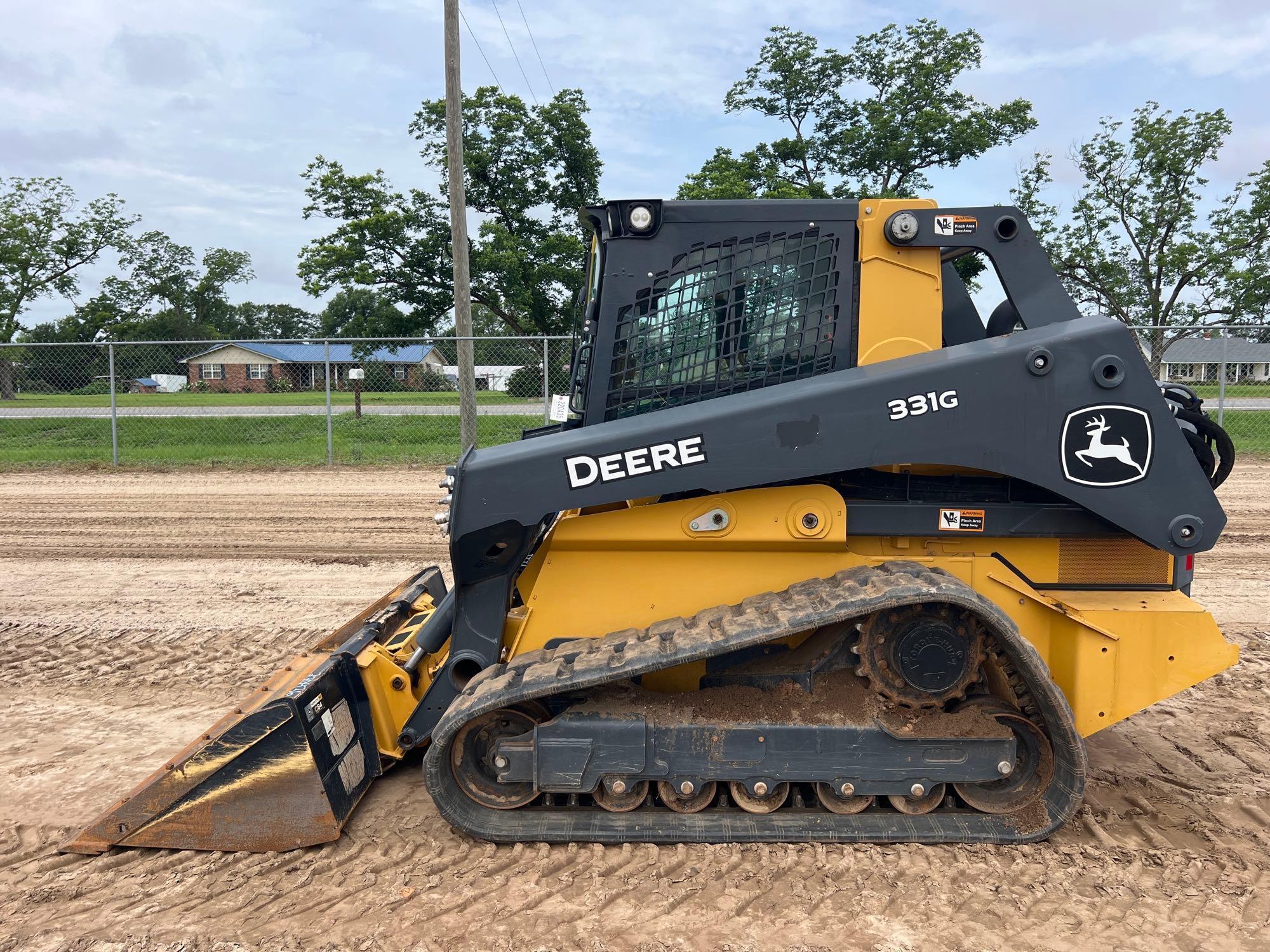 Photo of a 2021 John Deere 331G