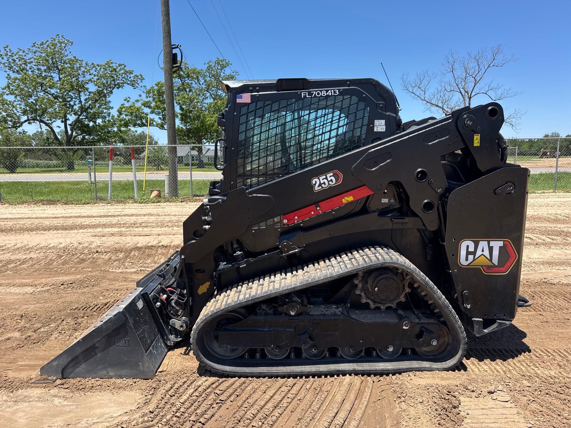 Photo of a 2025 Caterpillar 255