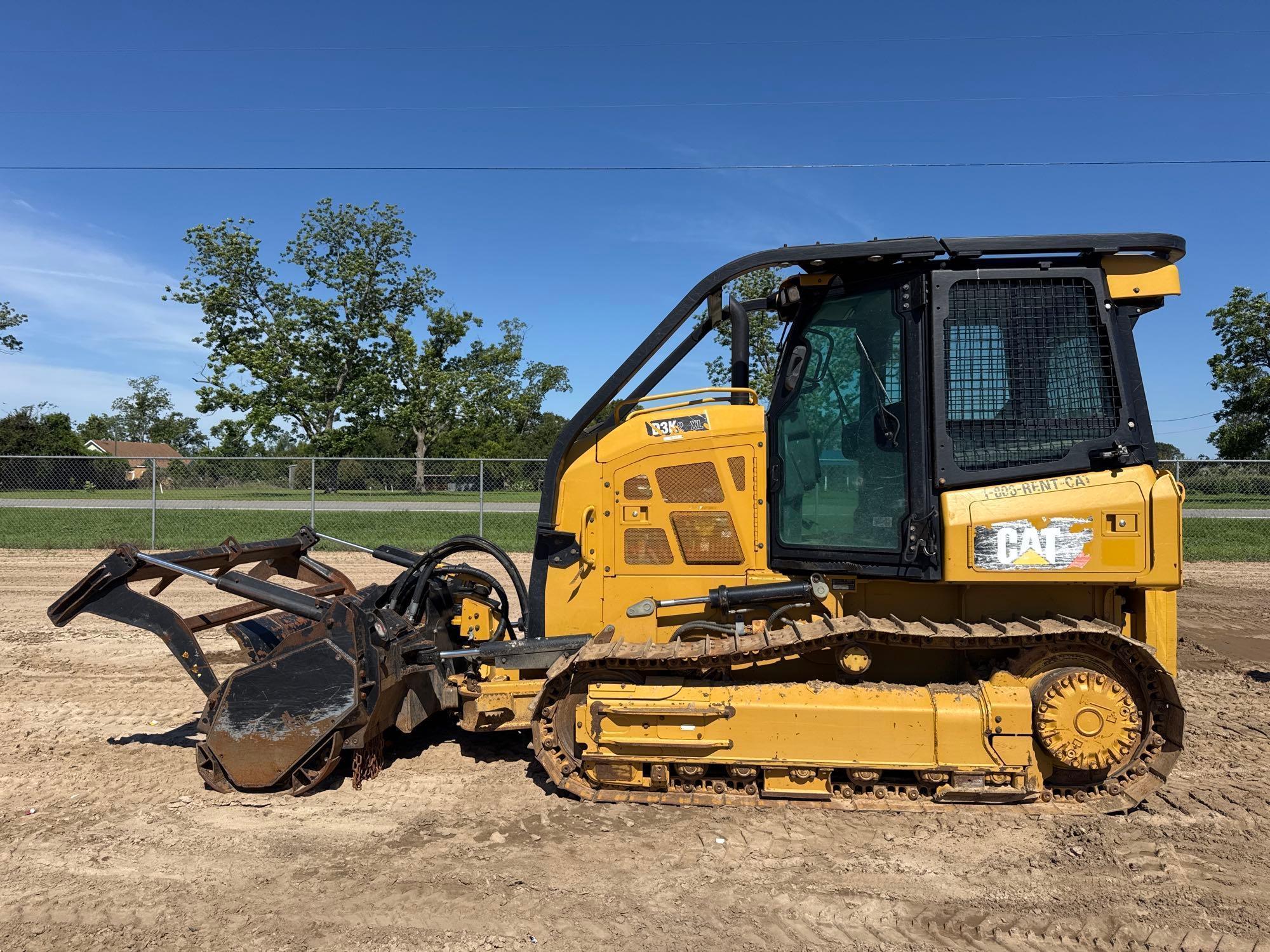 Photo of a  Caterpillar D3K2XL