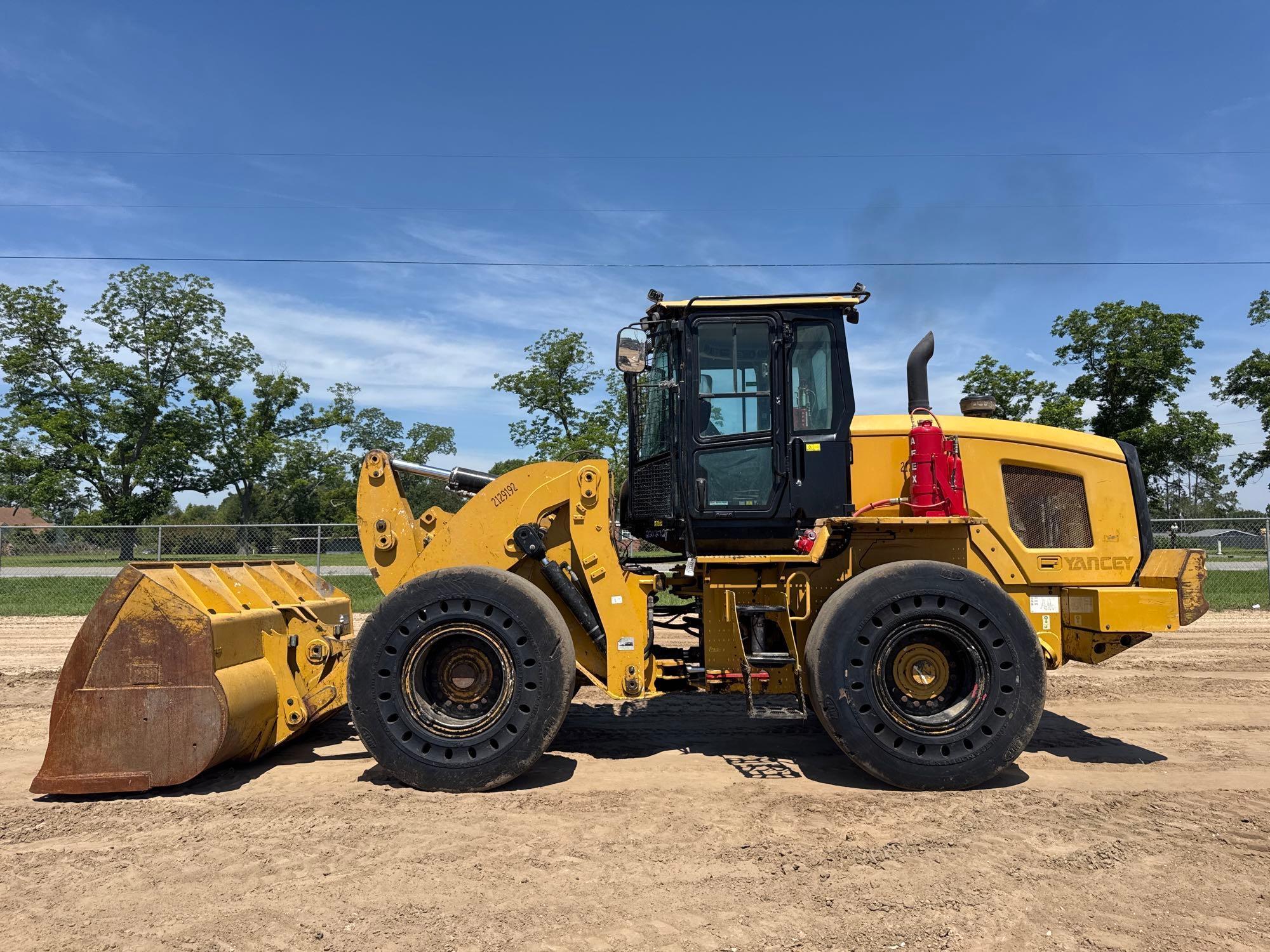 Photo of a 2015 Caterpillar 938K