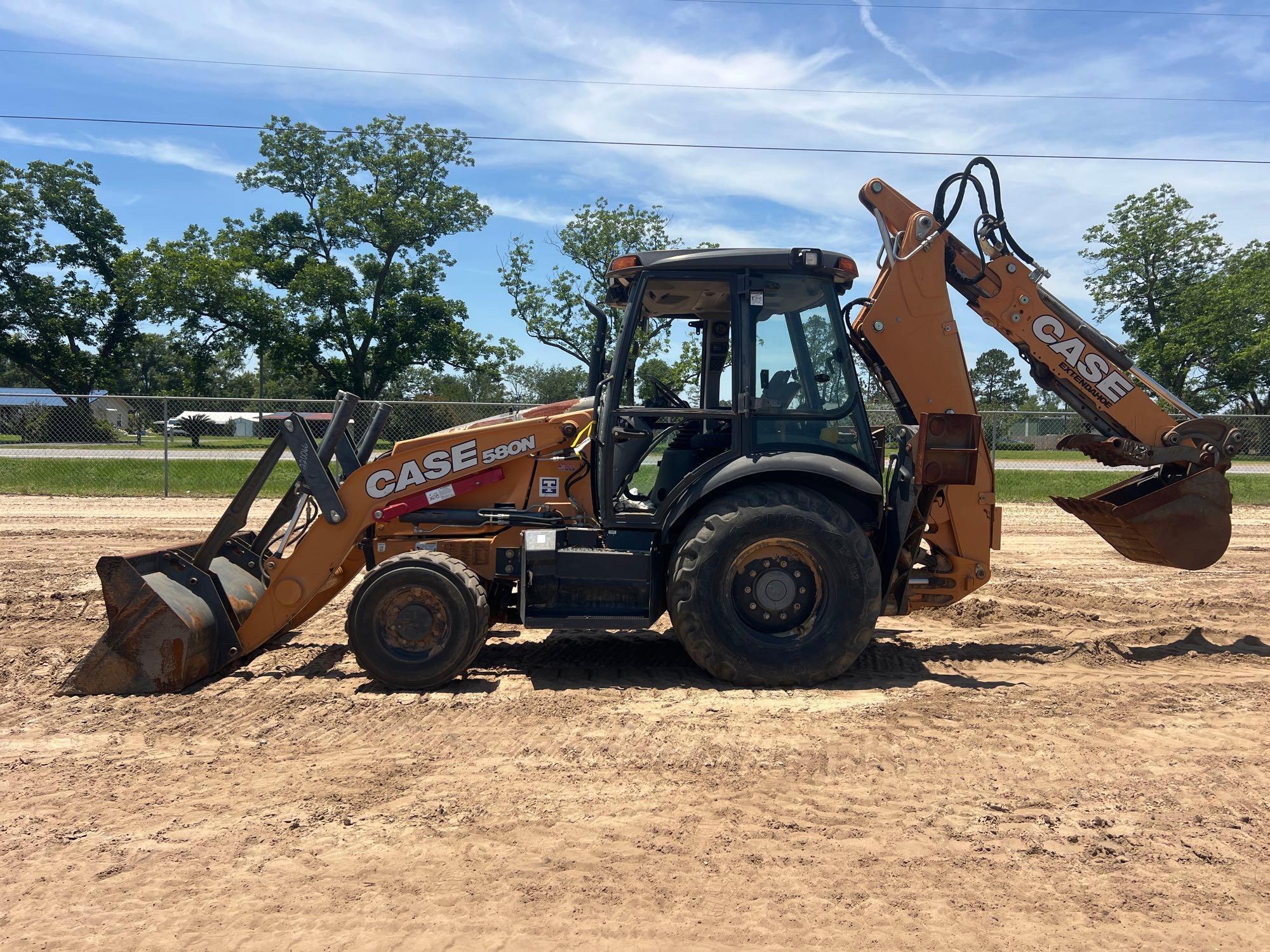 CASE 580N BACKHOE