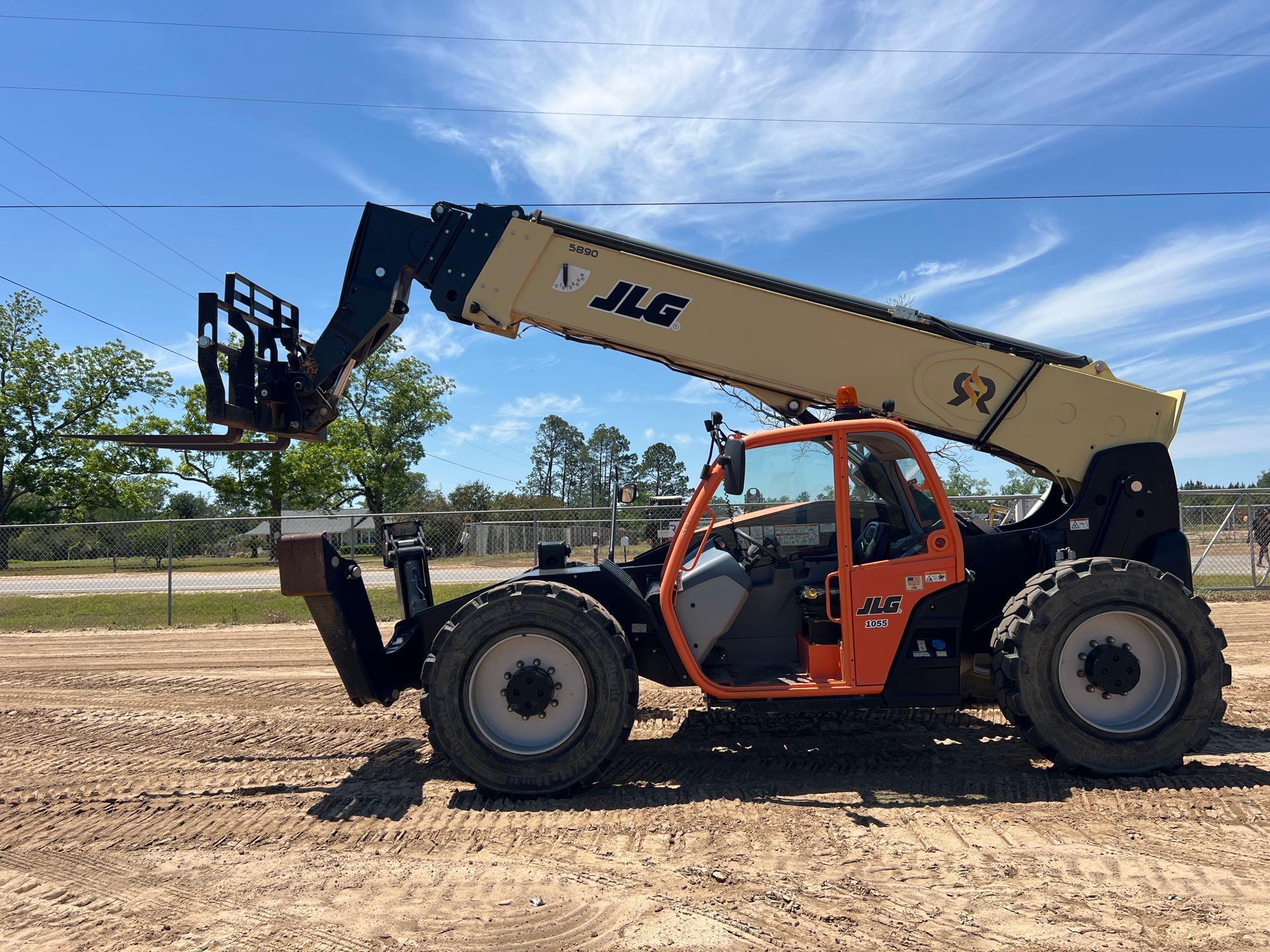 2019 JLG 1055 TELESCOPIC FORKLIFT