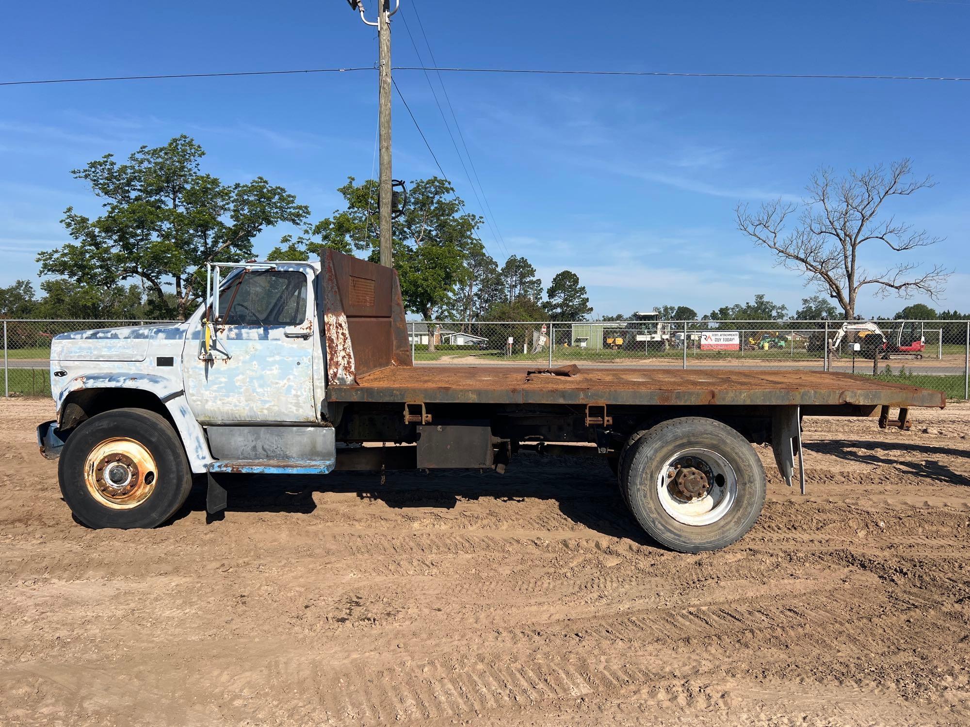 1985 GMC C70 FLATBED TRUCK