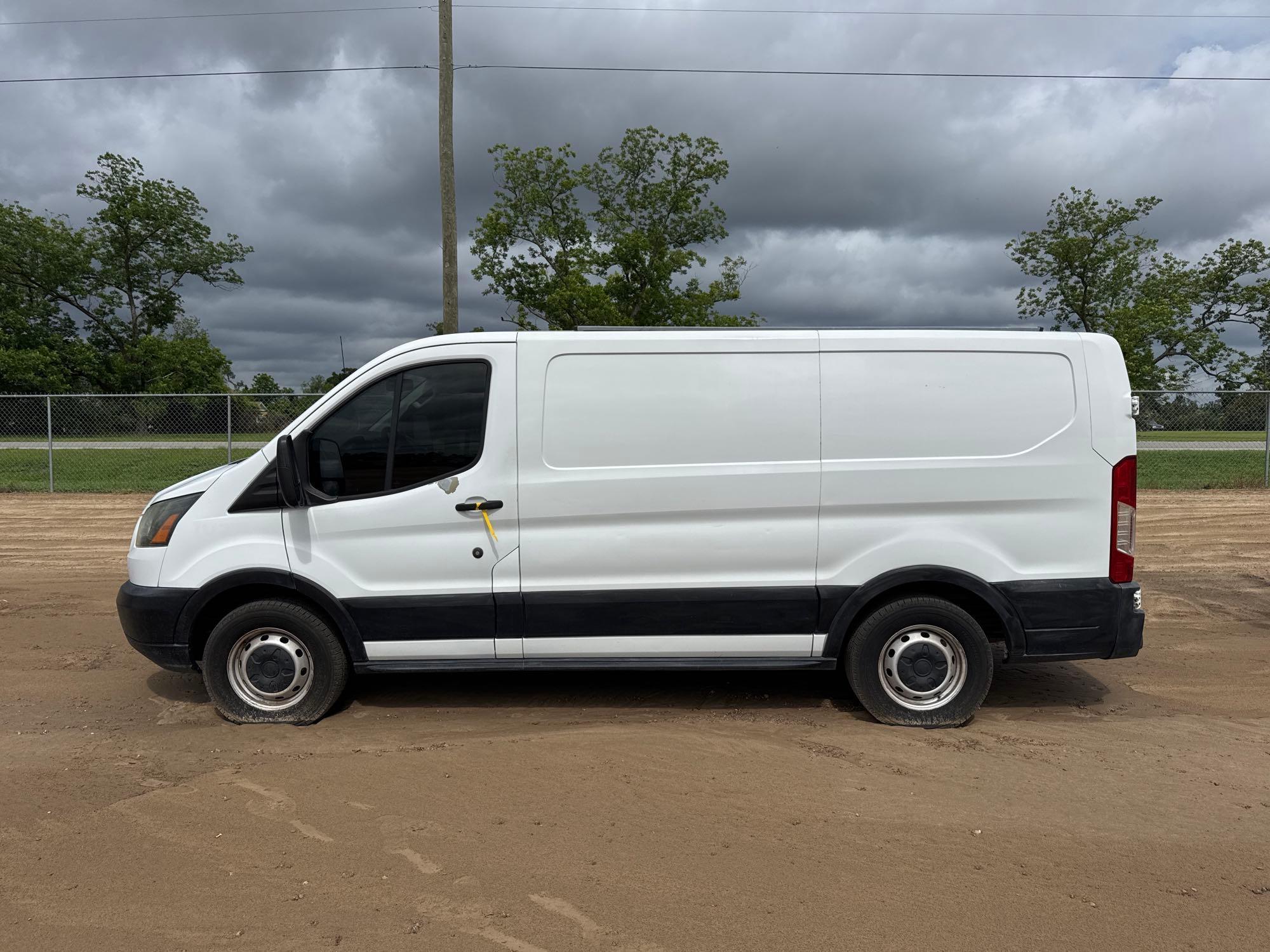 2015 FORD 150 TRANSIT VAN