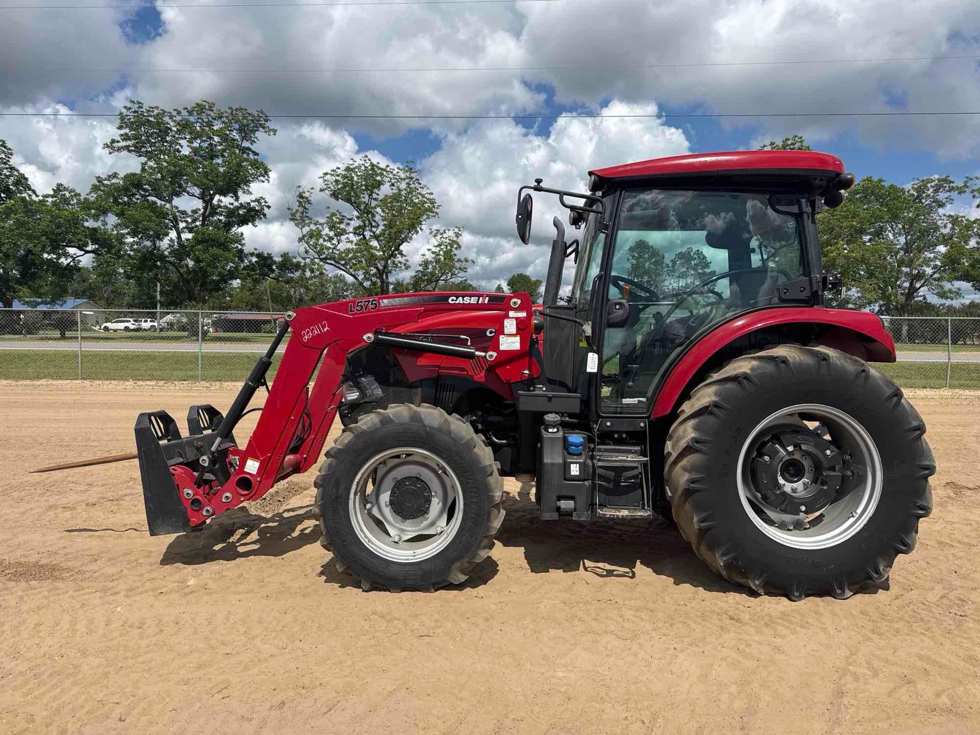 CASE INTERNATIONAL FARMALL 150A TRACTOR