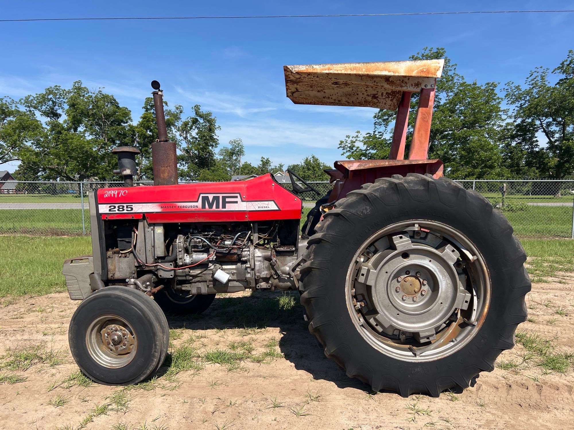 Photo of a  Massey Ferguson 285