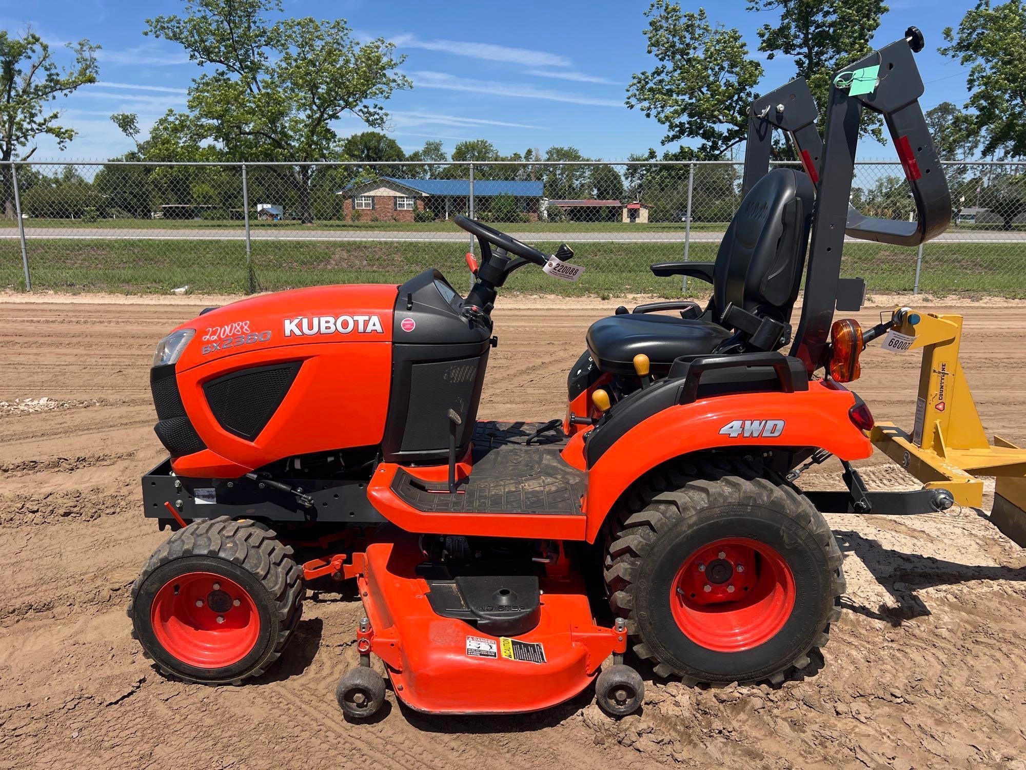 KUBOTA BX2380 TRACTOR