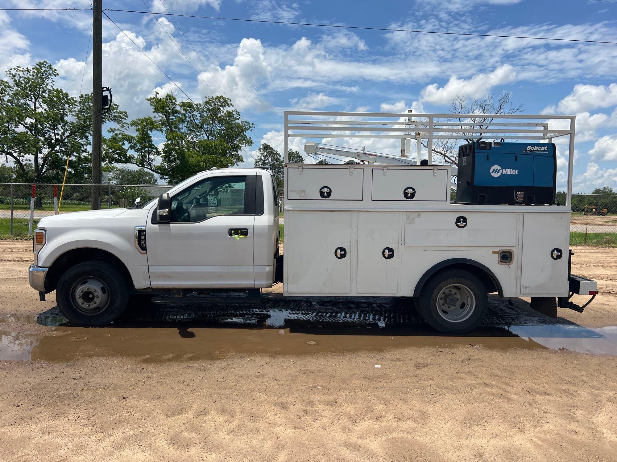 2022 FORD F-350 XL SERVICE TRUCK