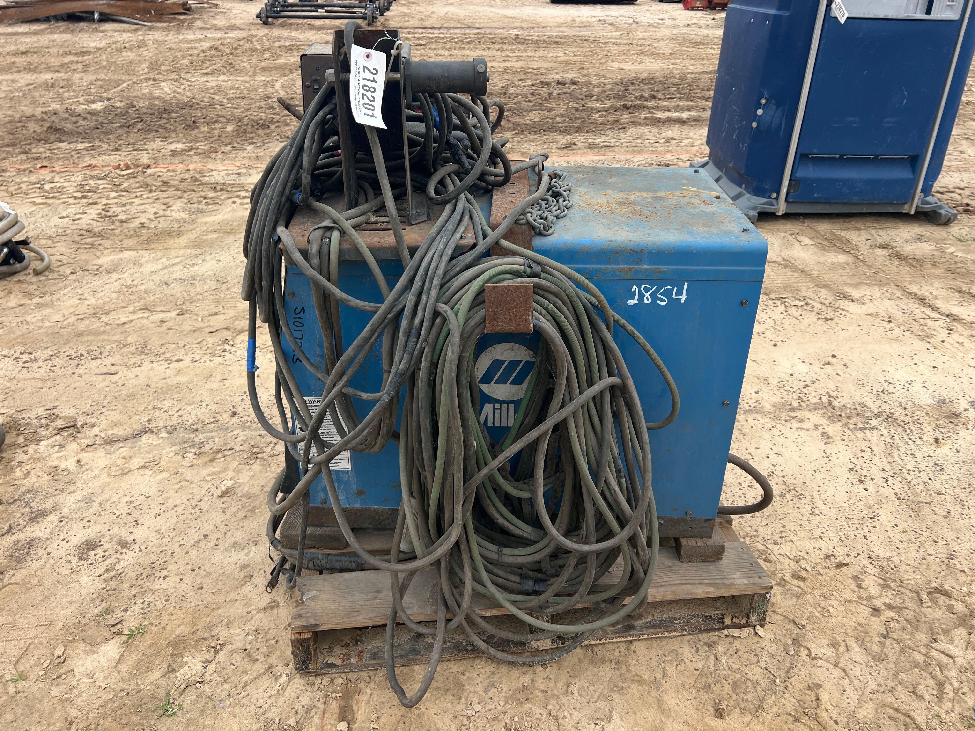 MILLER DELTAWOOD 452 WELDER